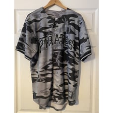 Pittsburgh Pirates Majestic Men's button up black and gray camo shirt size Large