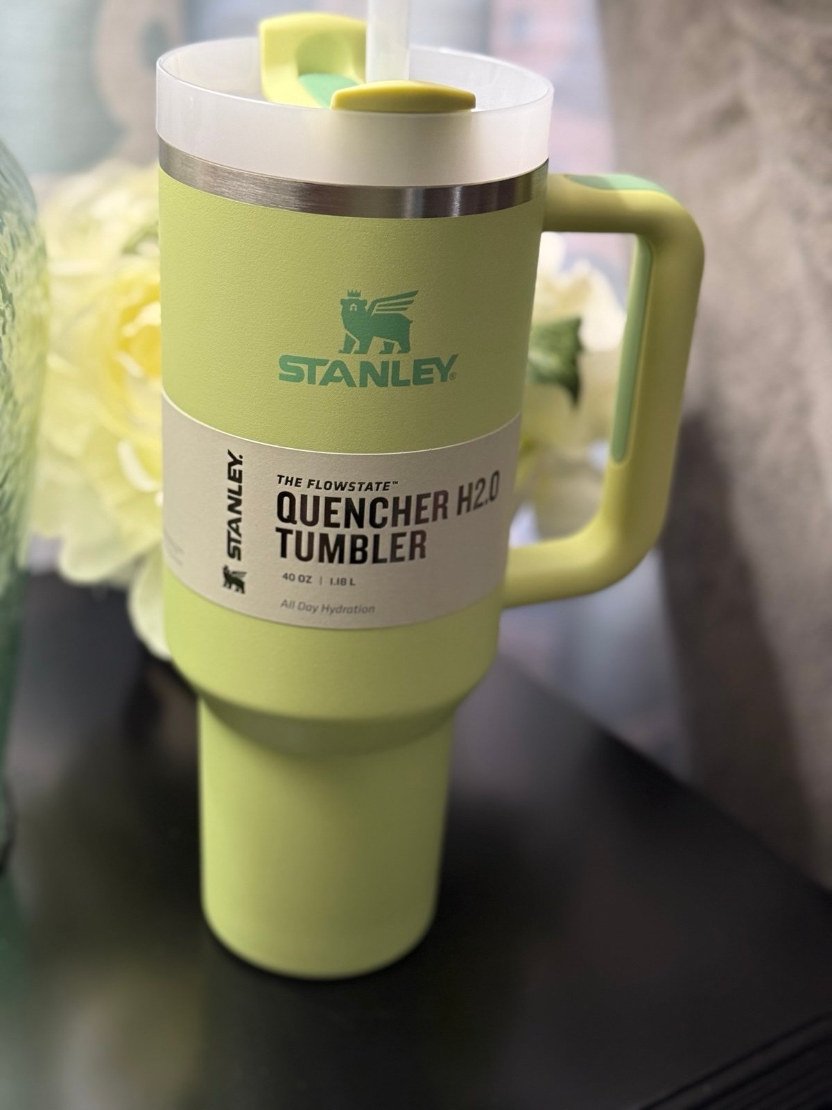 Stanley 40oz Quencher in Citron