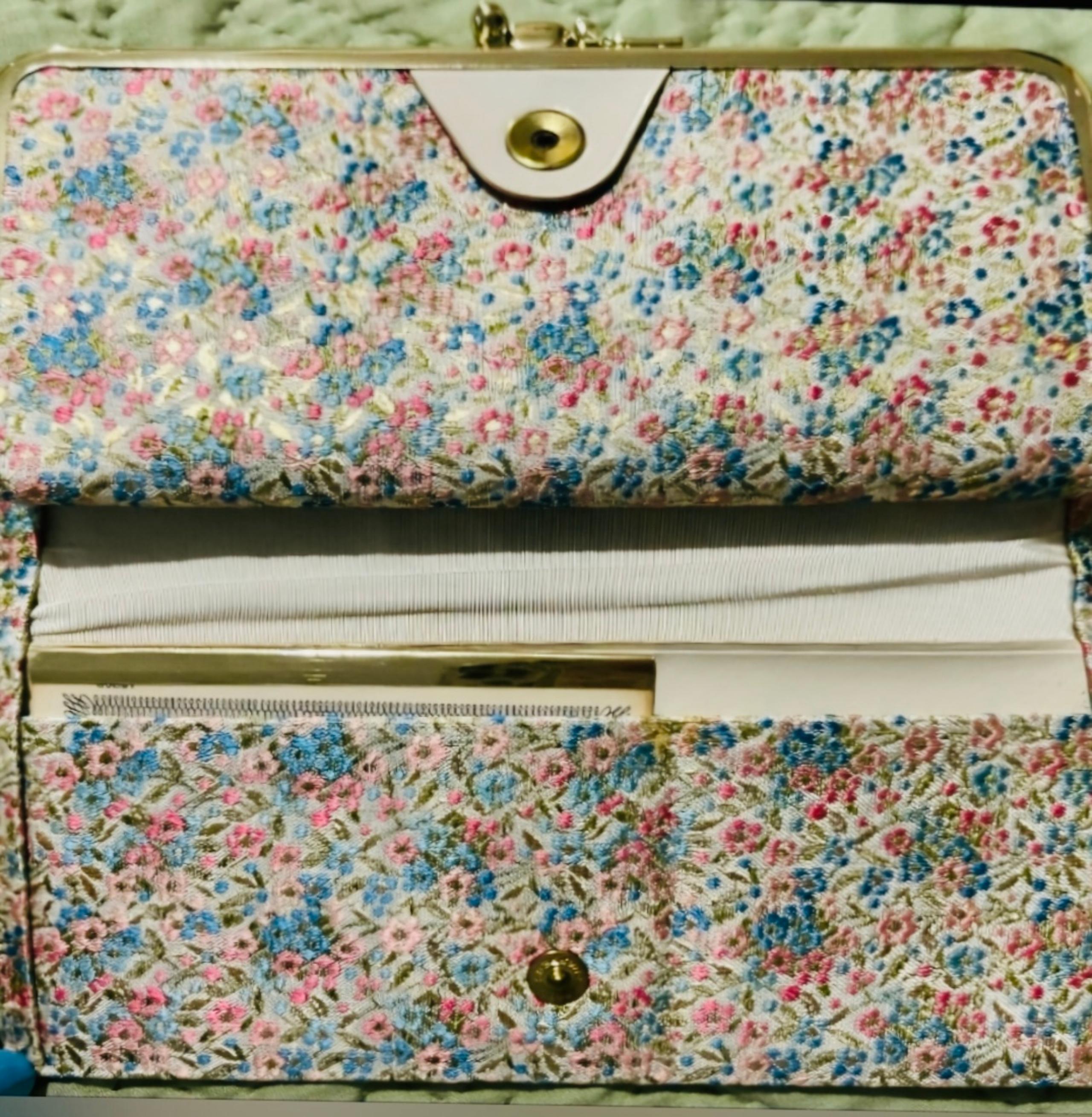 vintage Braxton, wallet new condition