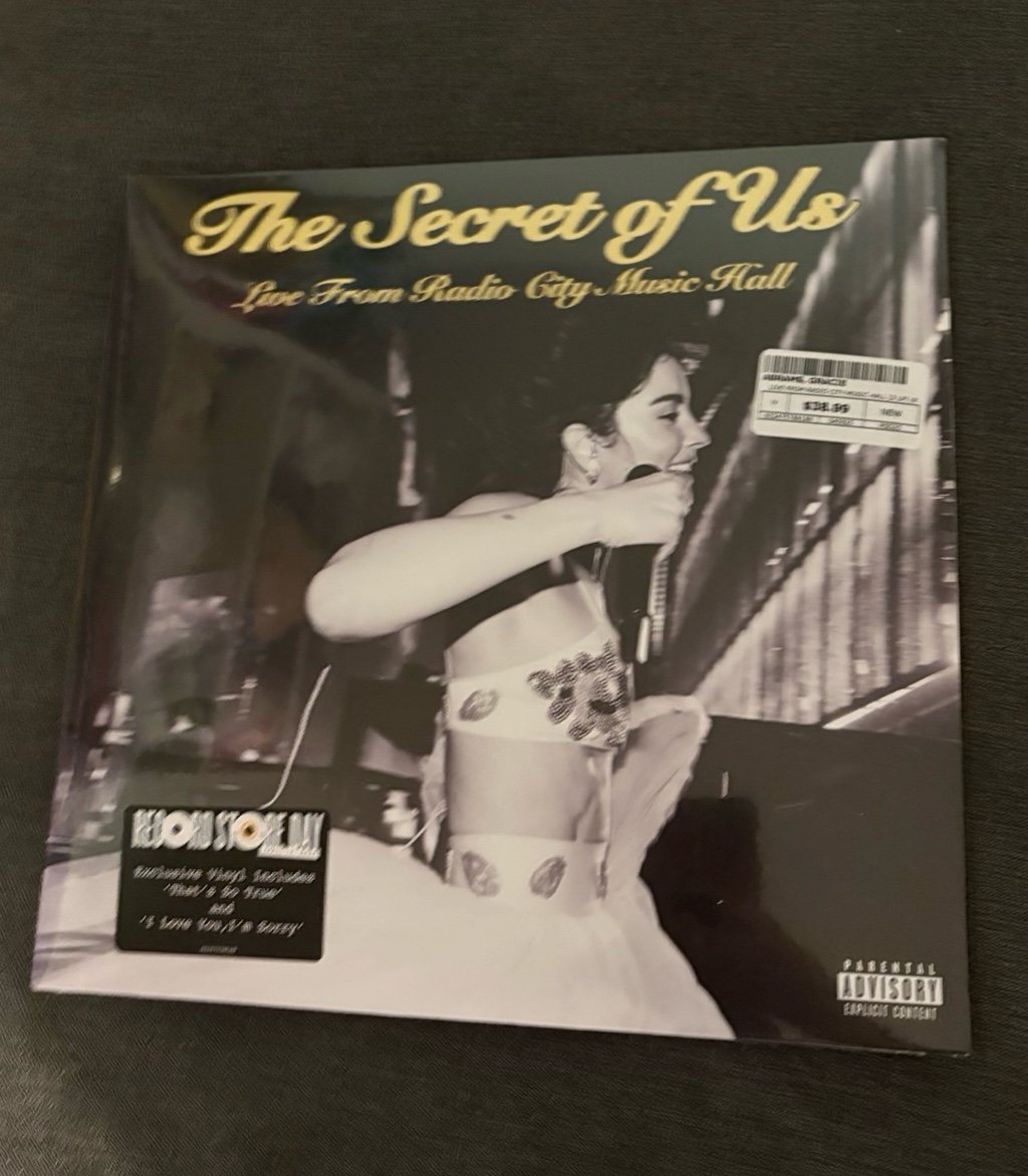 Gracie Abrams - The Secret of Us [Yellow Vinyl] | RECORD