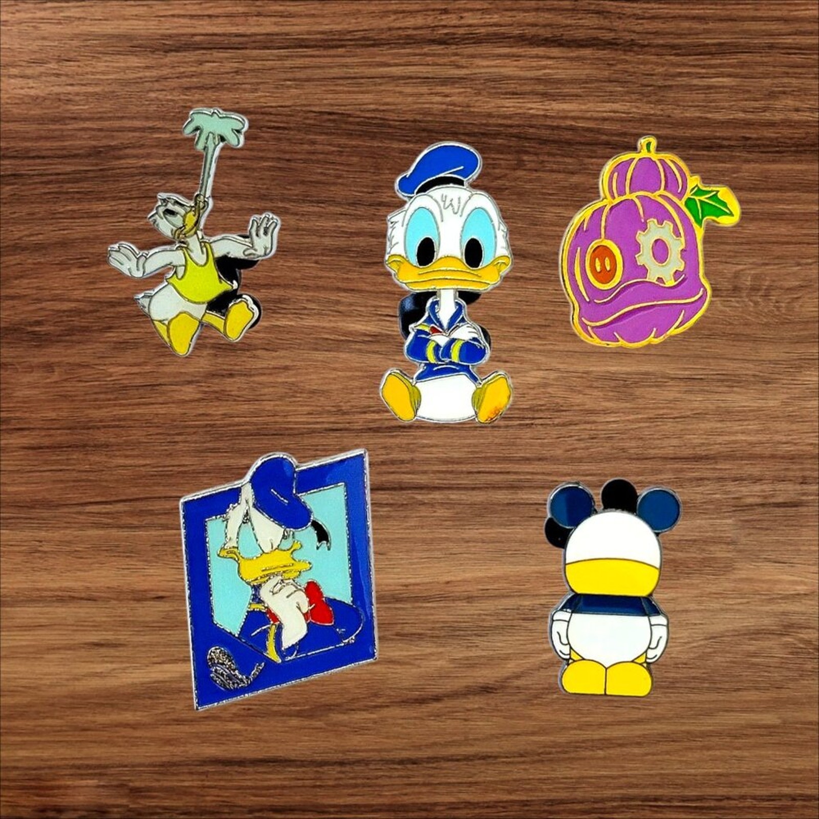 5 Donald Duck Disney Parks Trading Pins, Plus 2 Bonus Pins