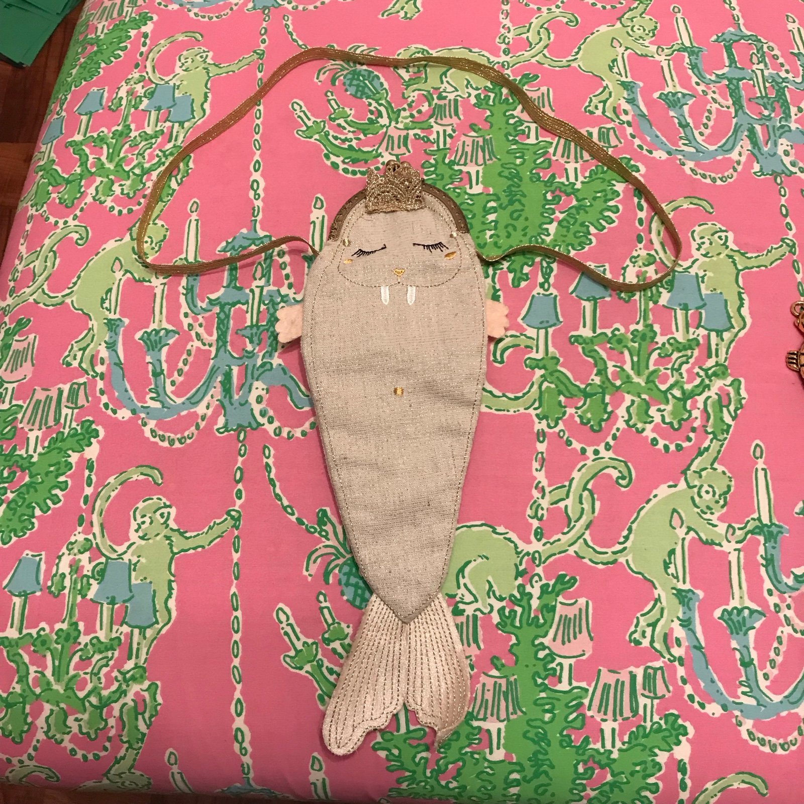 Anthropologie Desaccord Oceana Walrus Fish Beige Cloth Kisslock Purse RARE HTF