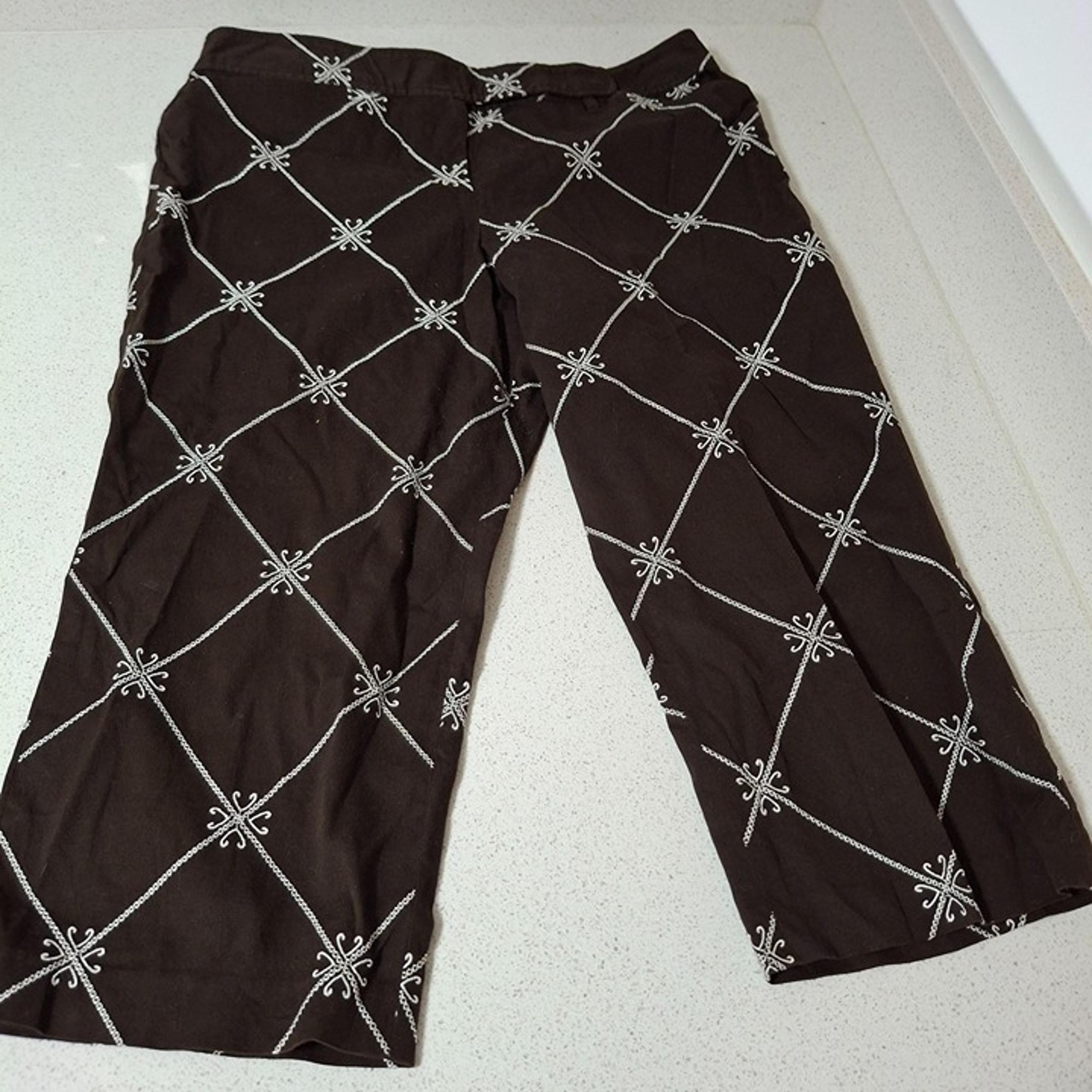 Ann Taylor Loft Petites Marisa Embroidered Capri Pants 14P Brown & White