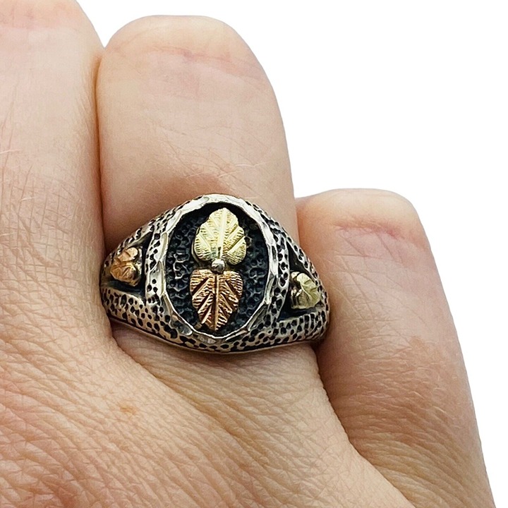 Wheeler Manufacturing Black Hills Gold Sterling 12k Ring Size 7.75 Large