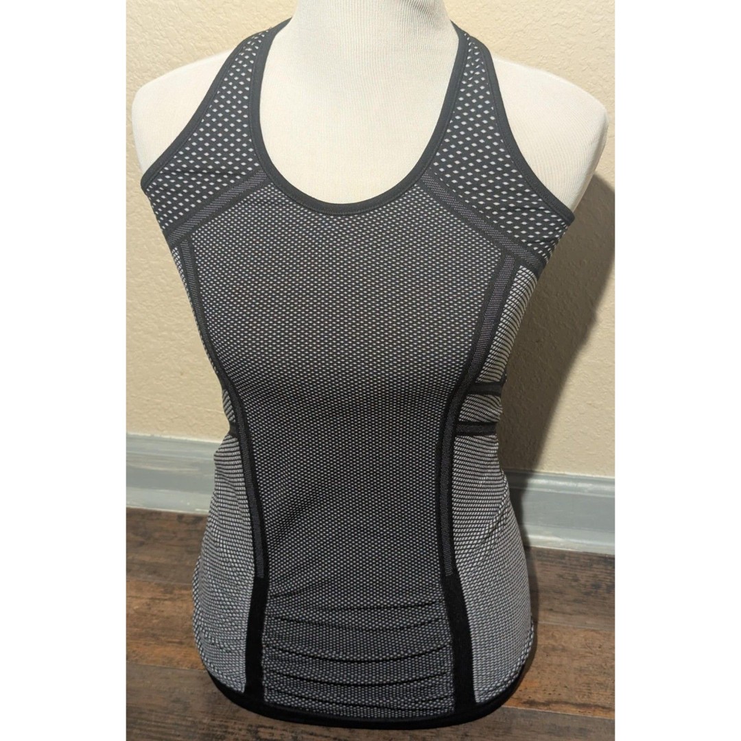 Athleta Black & Grey Seamless Athletic Tank Top - Size S - Ready to Perform!
