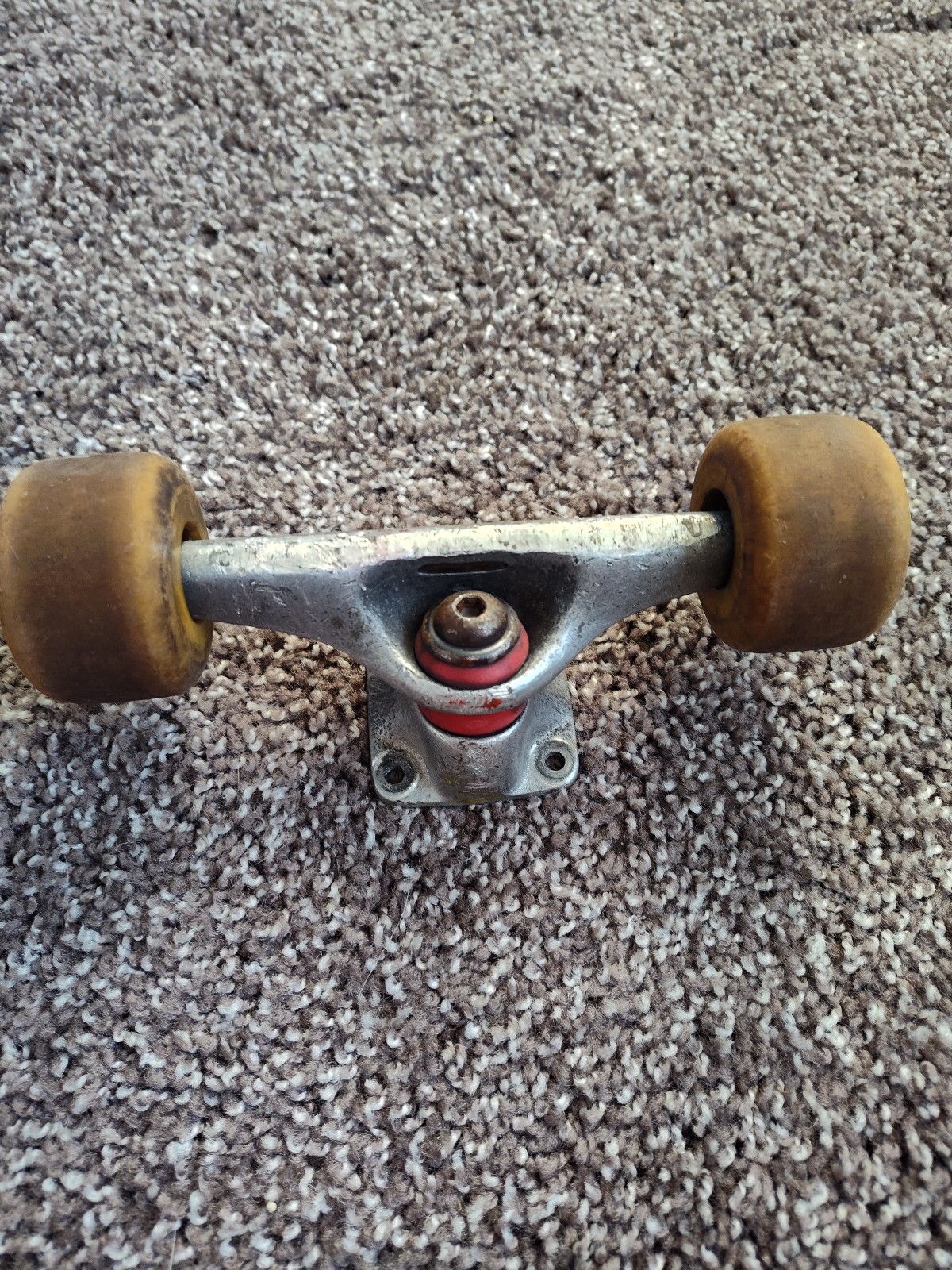 Vintage Grind King Skateboard Trucks 7.5 Axle, 5 Hanger