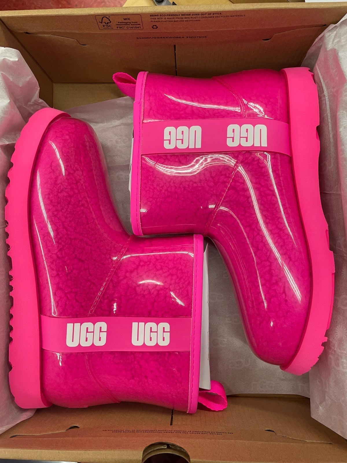 Ugg Classic Clear Mini ll size 6 Youth