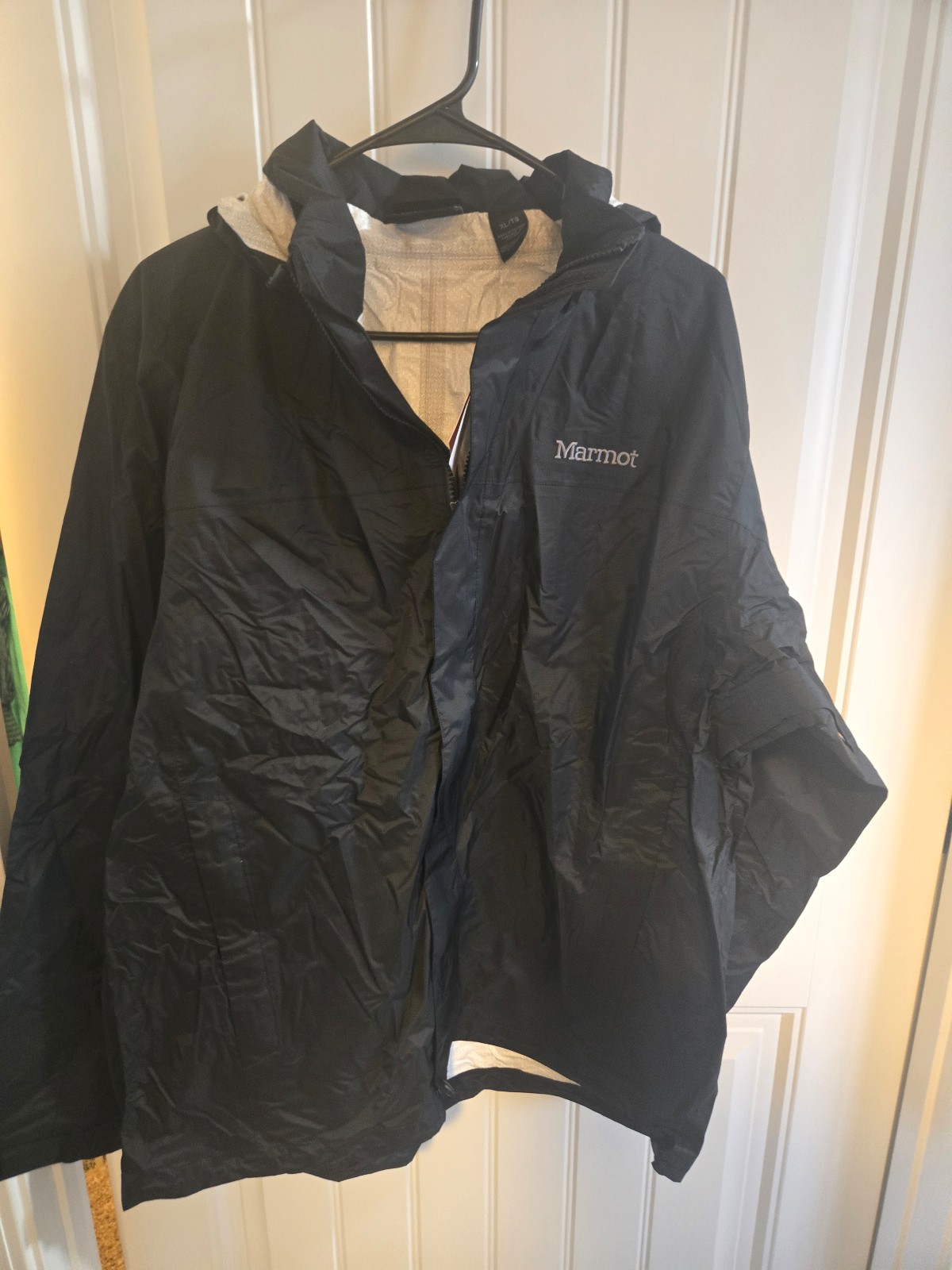 Womens Marmot Jacket NWT