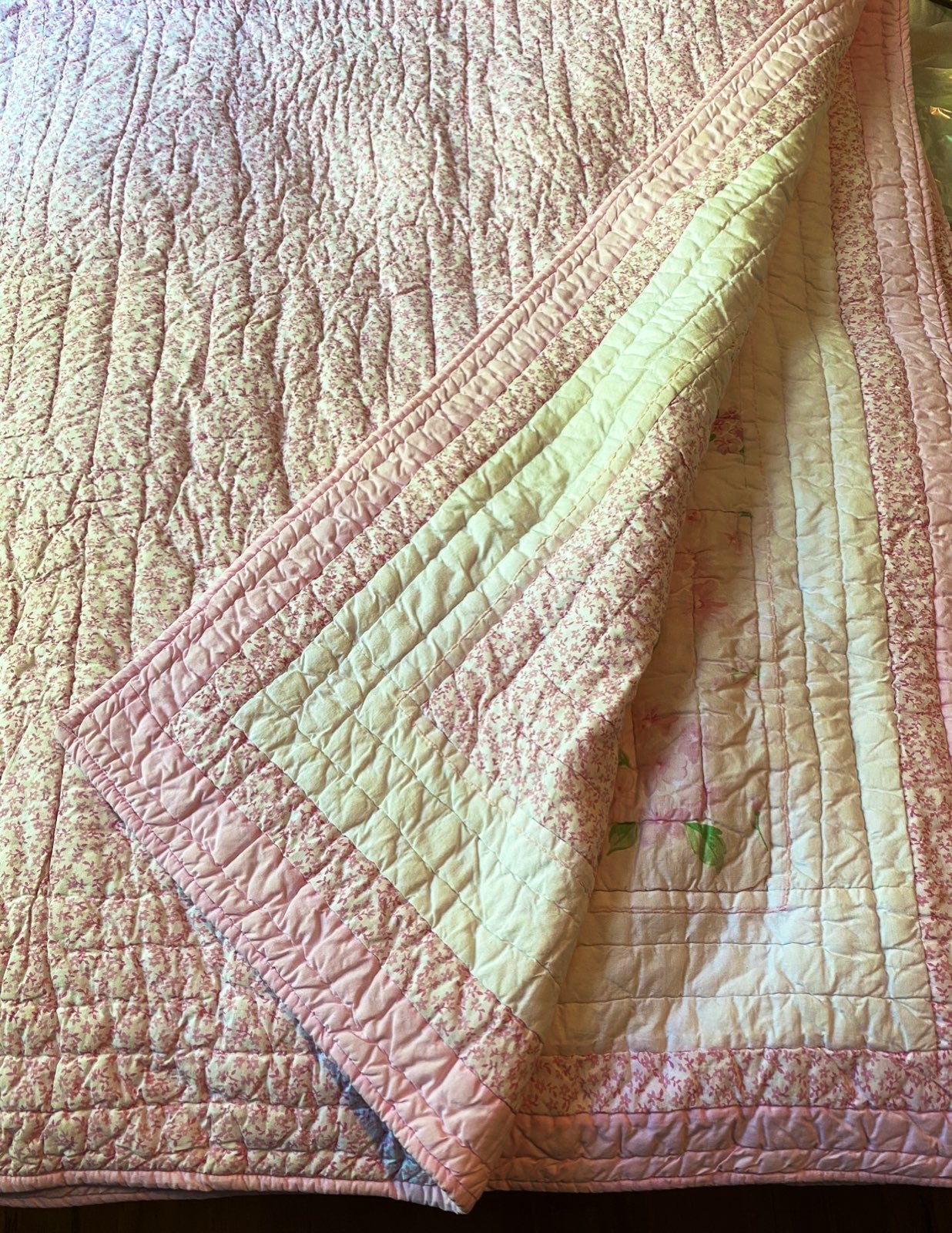 Pottery Barn Kids Twin Quilt + Quil Pill