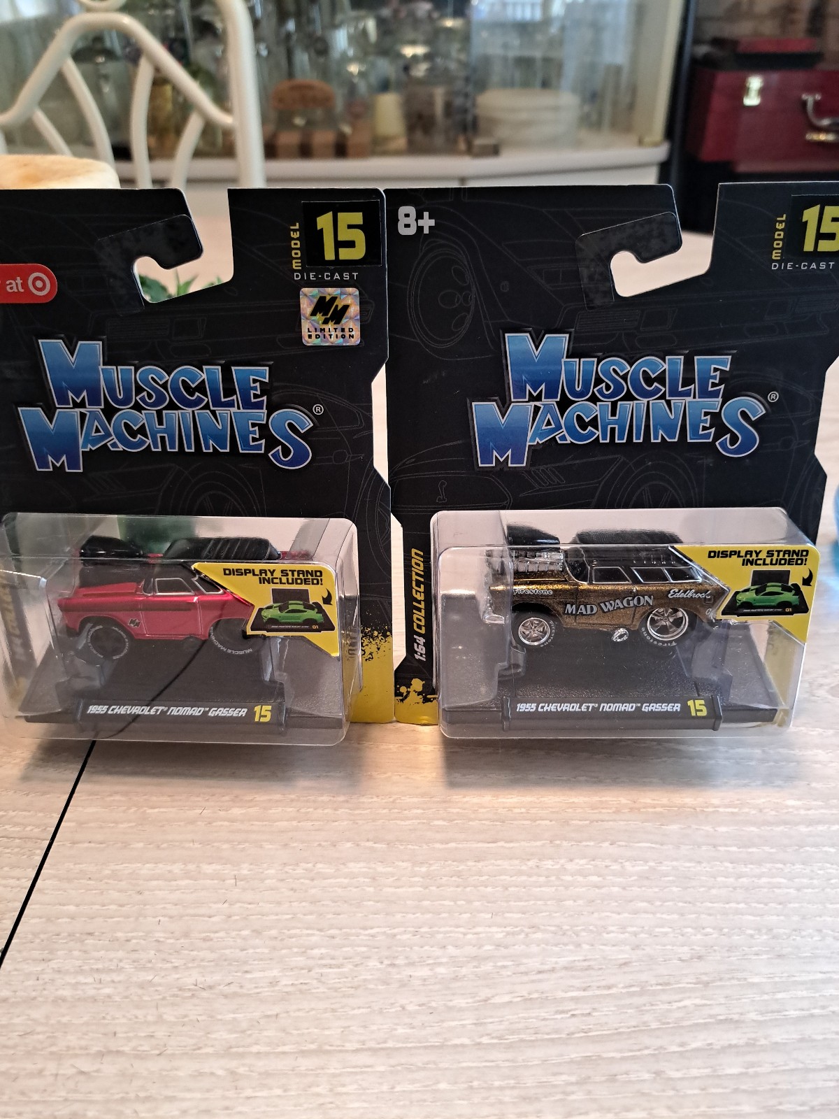 Muscle Machines Target Exclusive **CHASE**Nomad and Gold Base