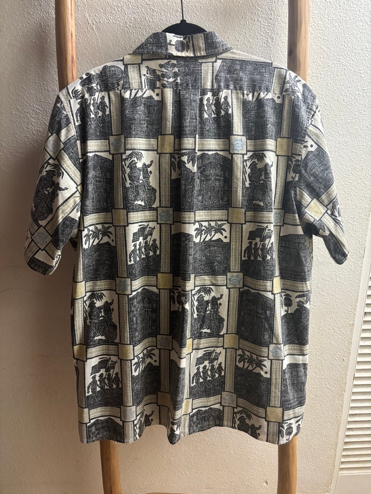 Reyn Spooner Detrich Varez aloha shirt