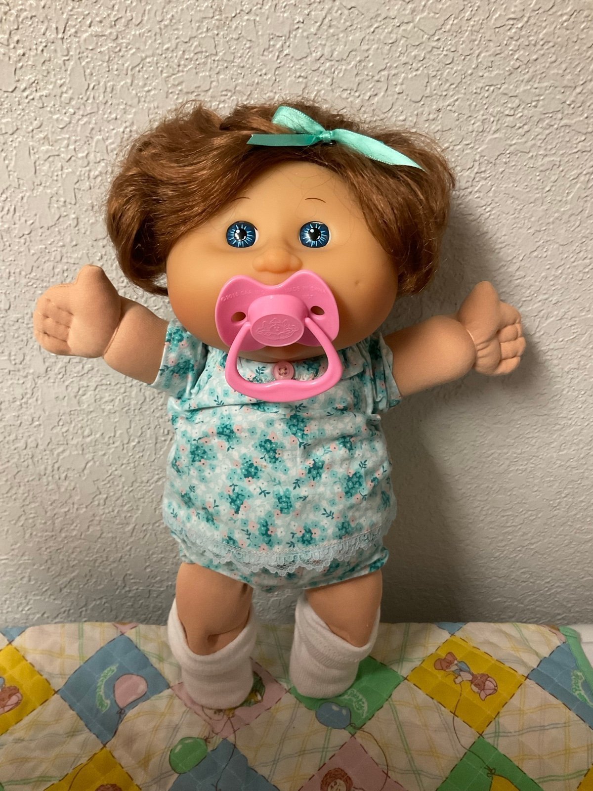 Cabbage Patch Kid Baby Girl JAAKS PA-19NH Brown Cornsilk Hair Eyes Open & Close