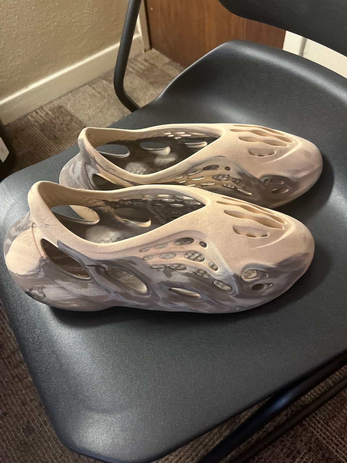 Yeezy Foamrunners Size 15