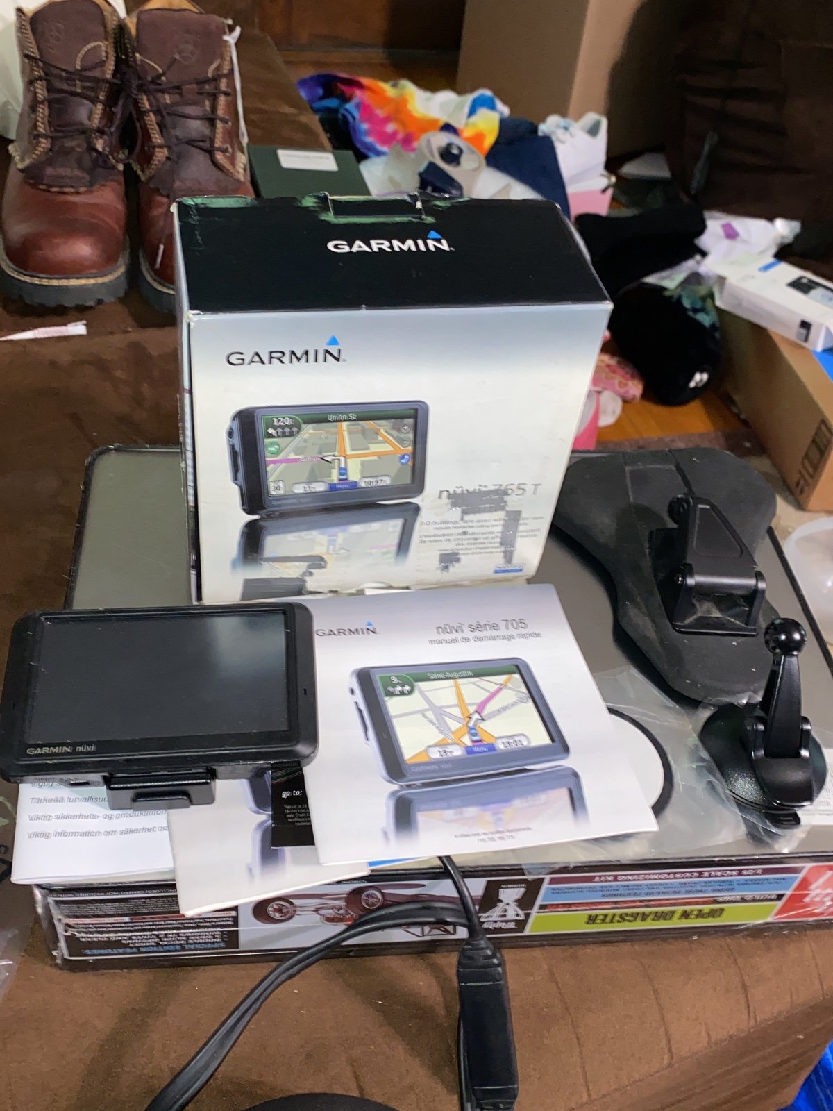 garmin nuvi 705 series GPS mount charger Navigation Bundle