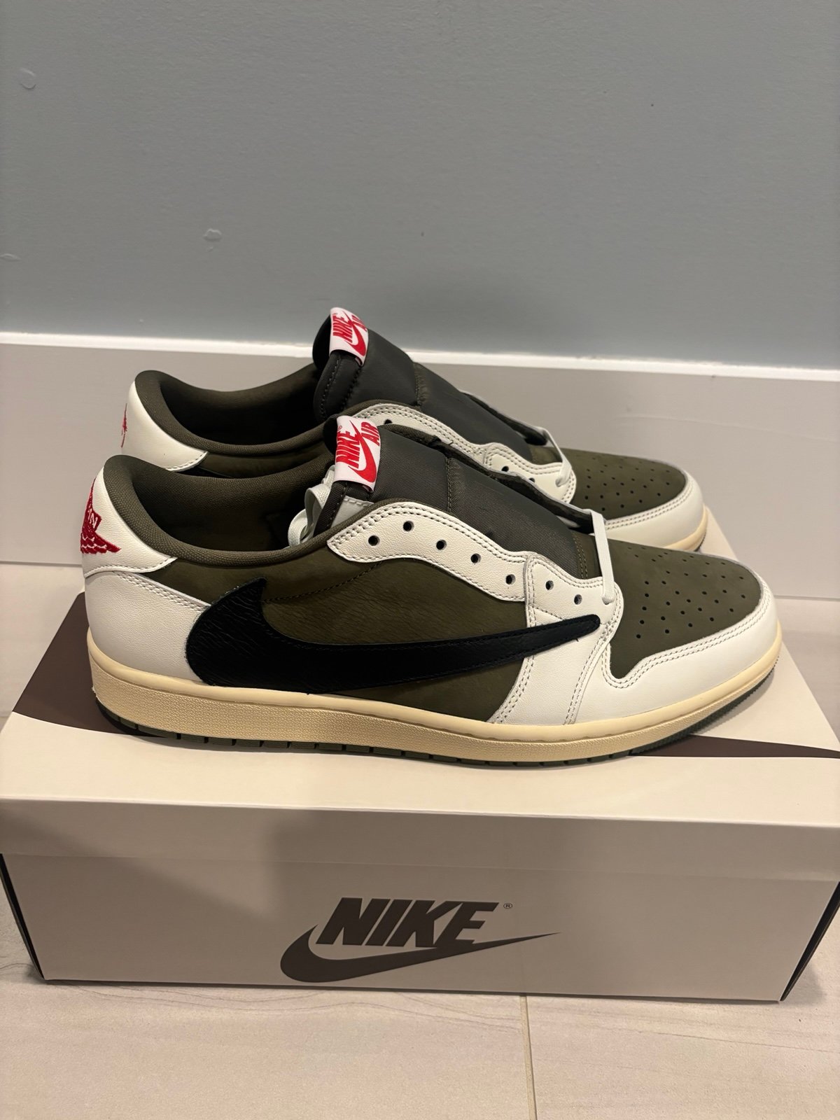 travis scott Jordan 1 low olive