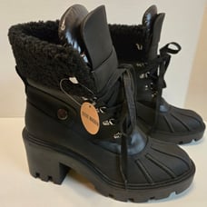 Steve Madden boots size 9