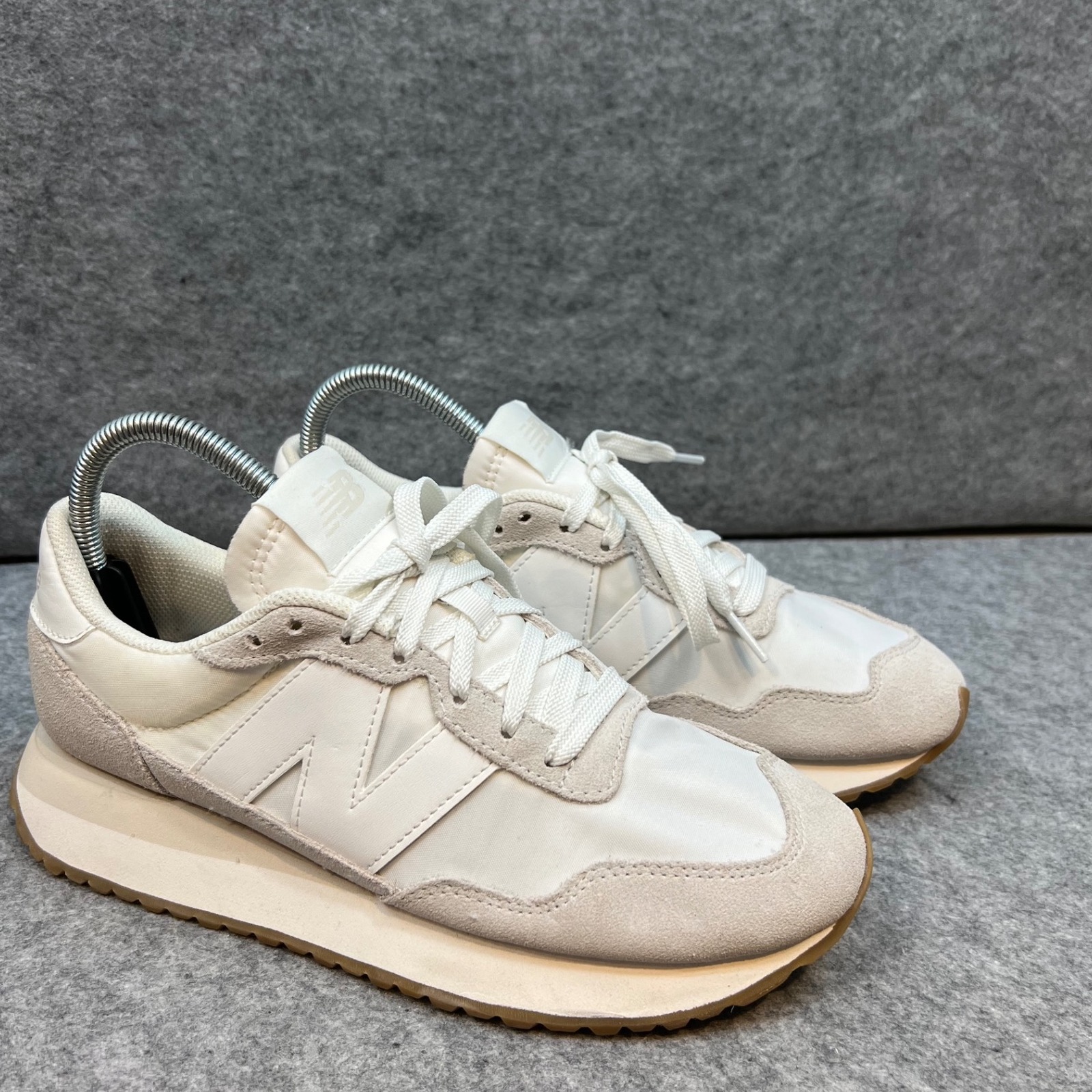 New Balance 237 Sneakers Retro Style, Neutral Casual Shoes, Women's Size 7.5