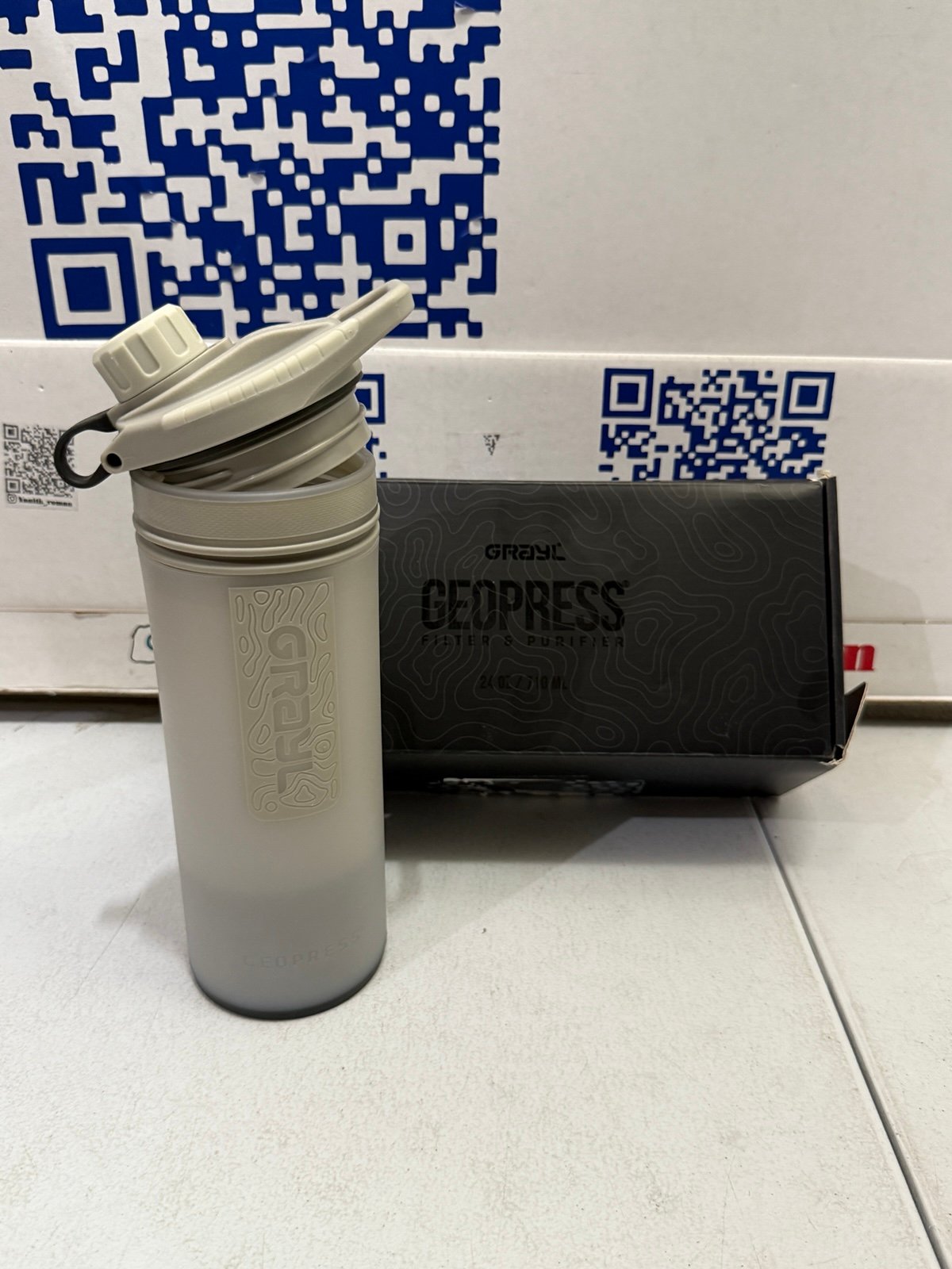 GRAYL GeoPress 24 oz Water Purifier Bottle - Filter for Hiking, Camping, Surviva