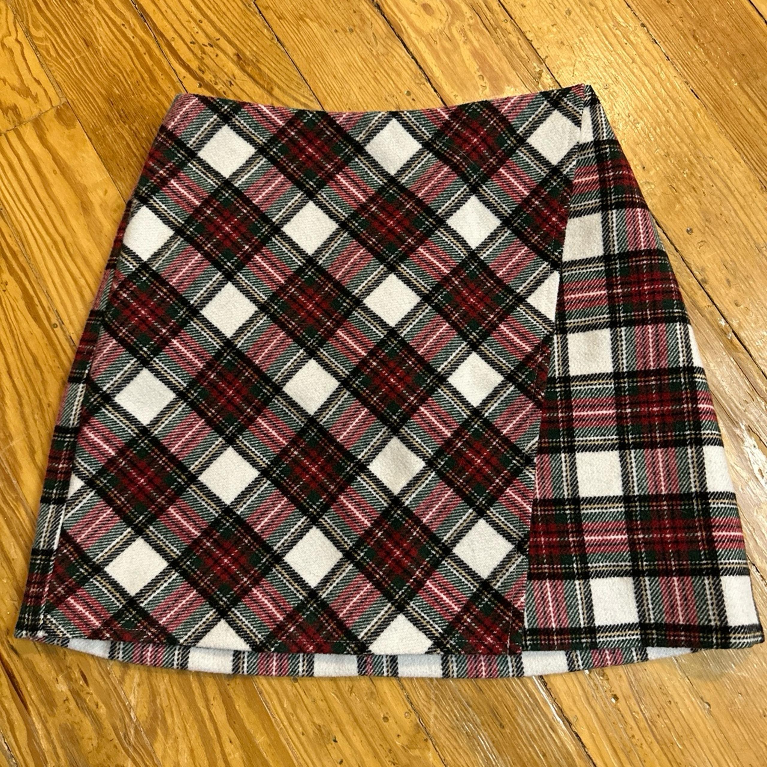 Hollister Red/White/Green Plaid Ultra High Rise Miniskirt FAST SHIPPING