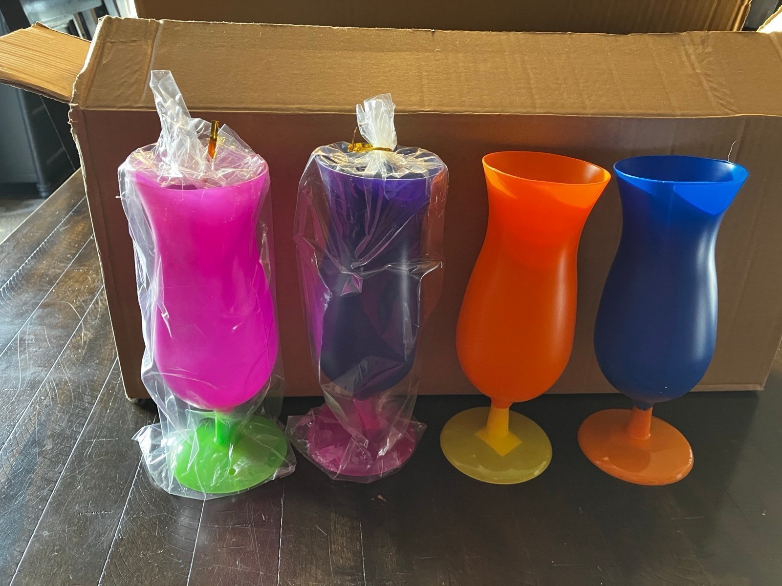 72 - 14 oz Neon Colored Hurricane Plasticware cups - 6 Sets of 12