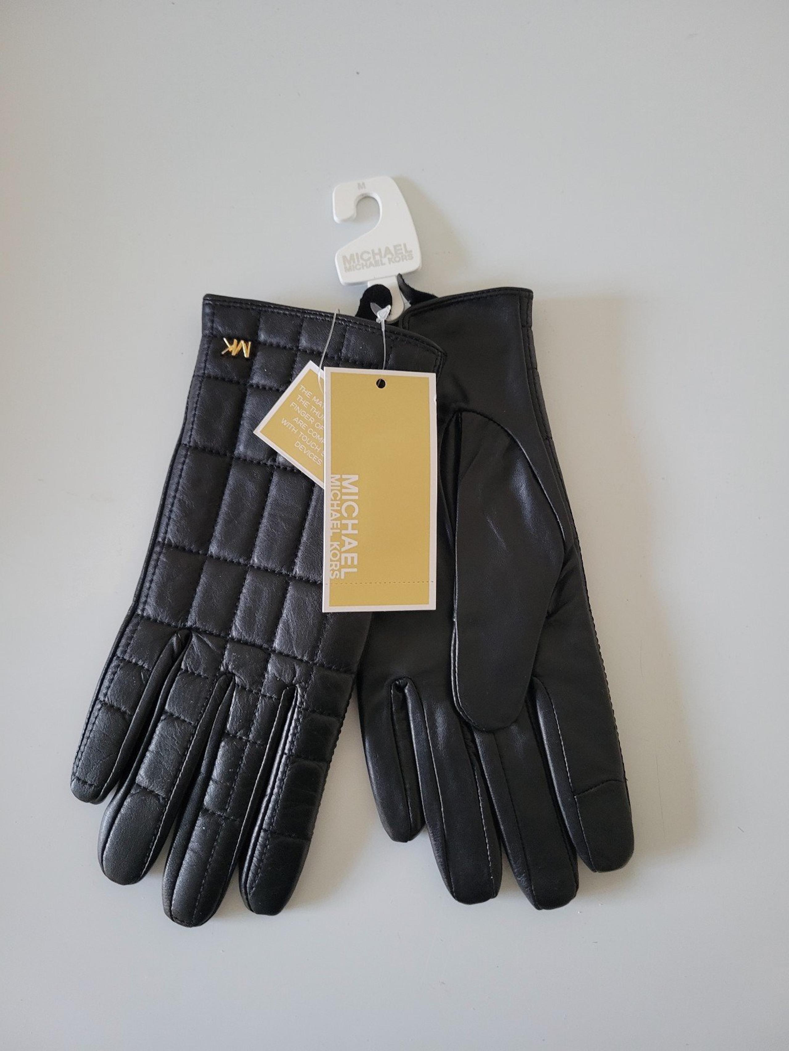 Michael Kors Women's Black Quilted Leather Tech Gloves, M