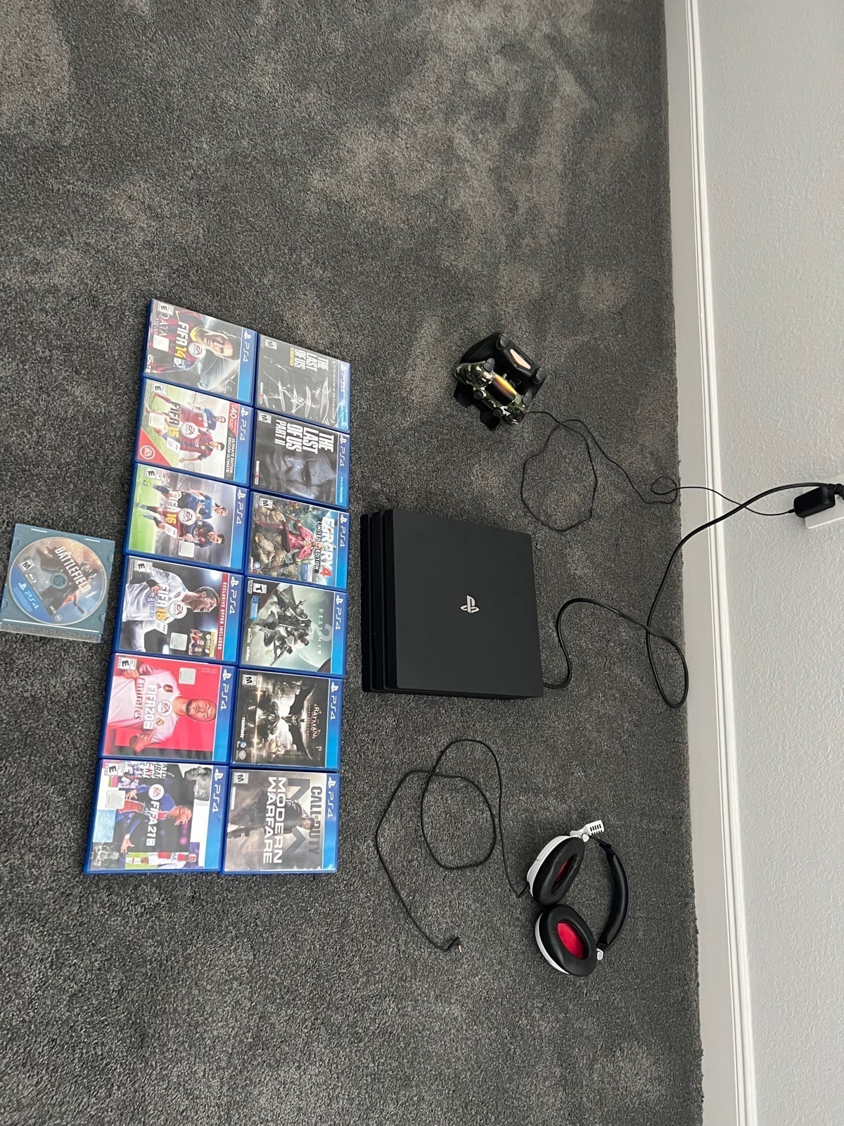 PS4 1 TB Bundle