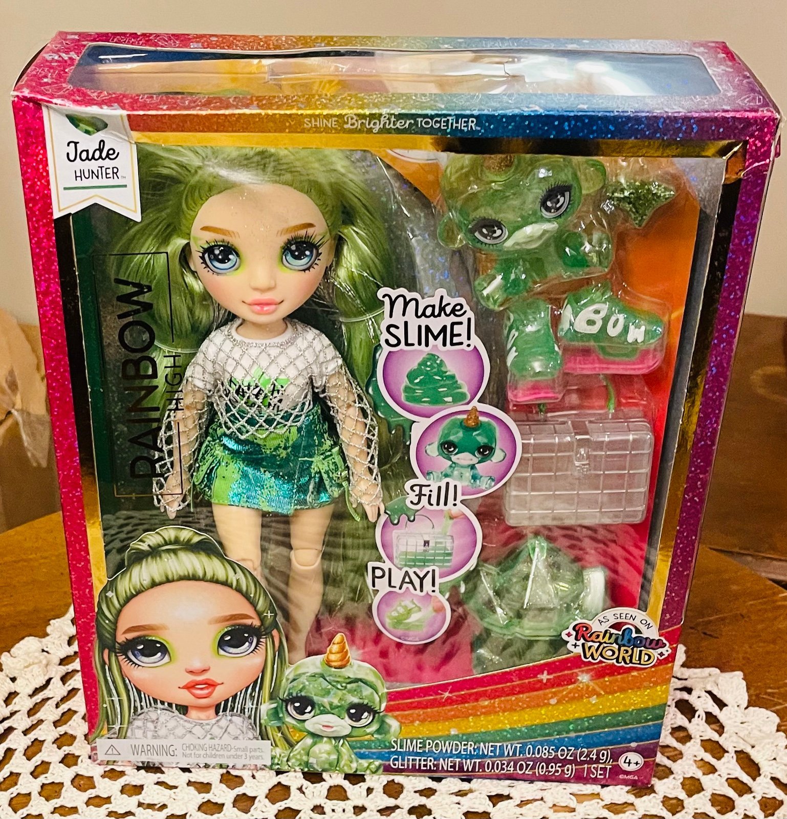 Rainbow High Jade, Green with Yeti Pet 11” Fashion Doll DIY Sparkle Slime New
