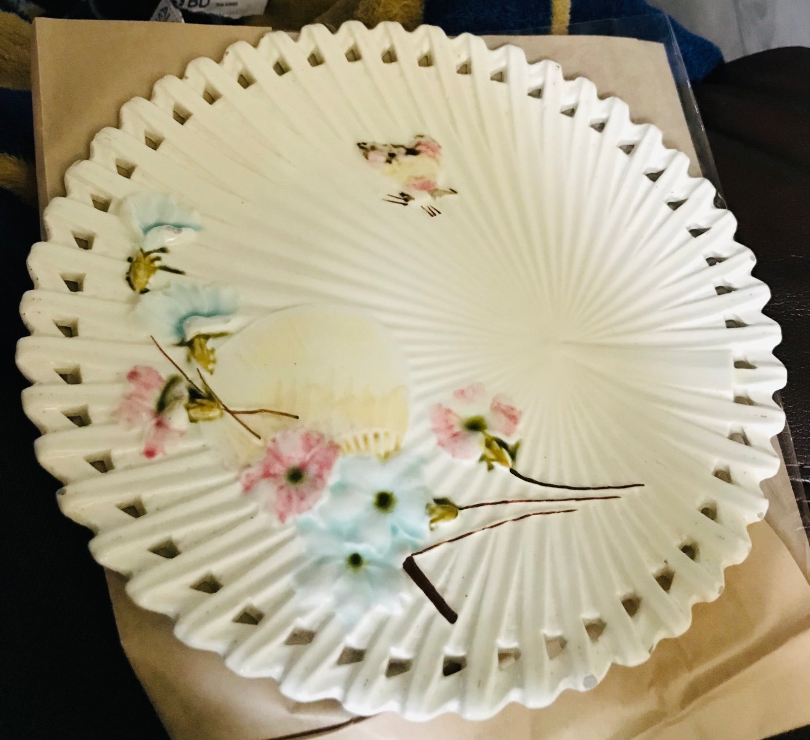 Antique plate-SCHRAMBERG MAJOLICA FACTORY IN METTLACH, GERMANY. 1880-1900