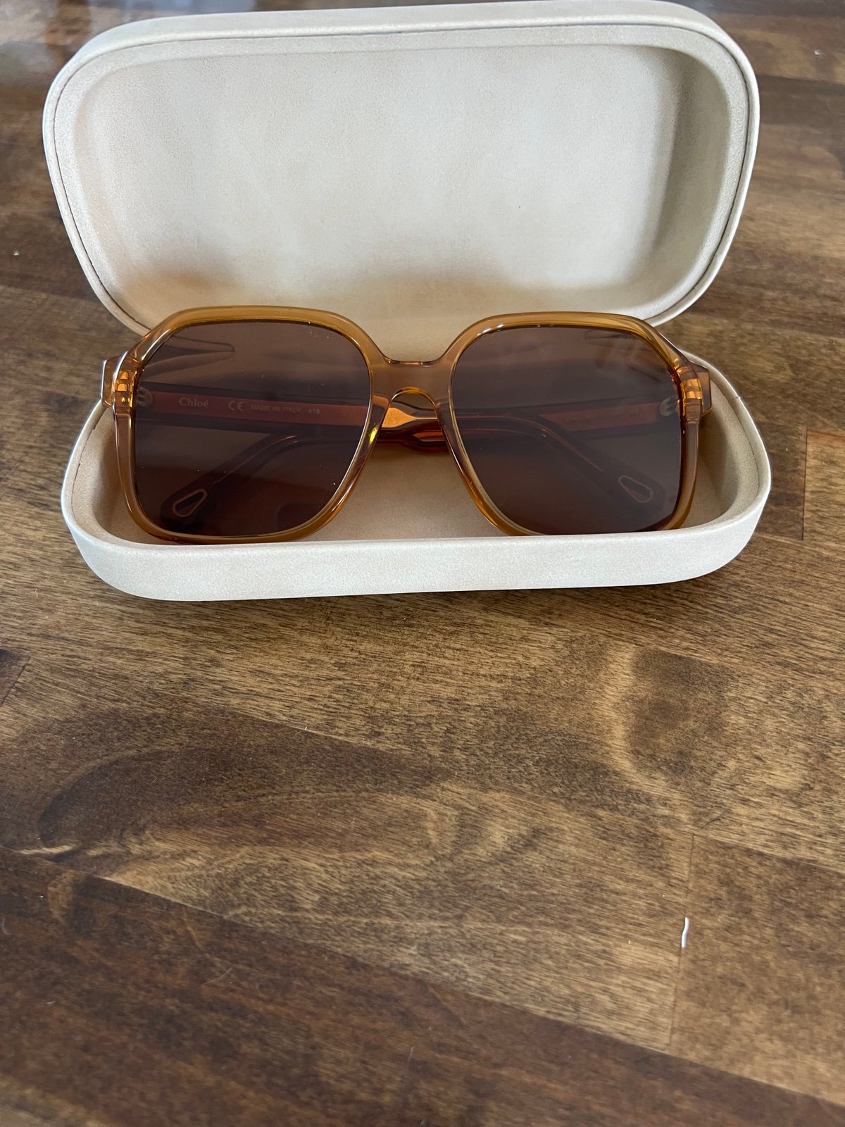 Chloe retro style sunglasses