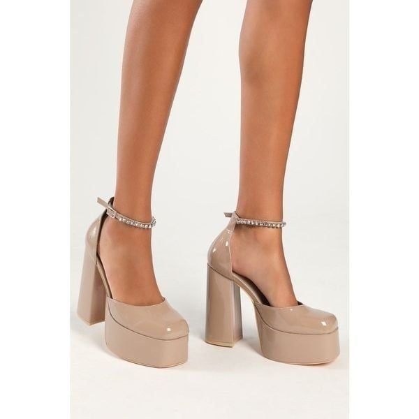 Lulus Zastyy Light Nude Patent Rhinestone Platform Pumps
