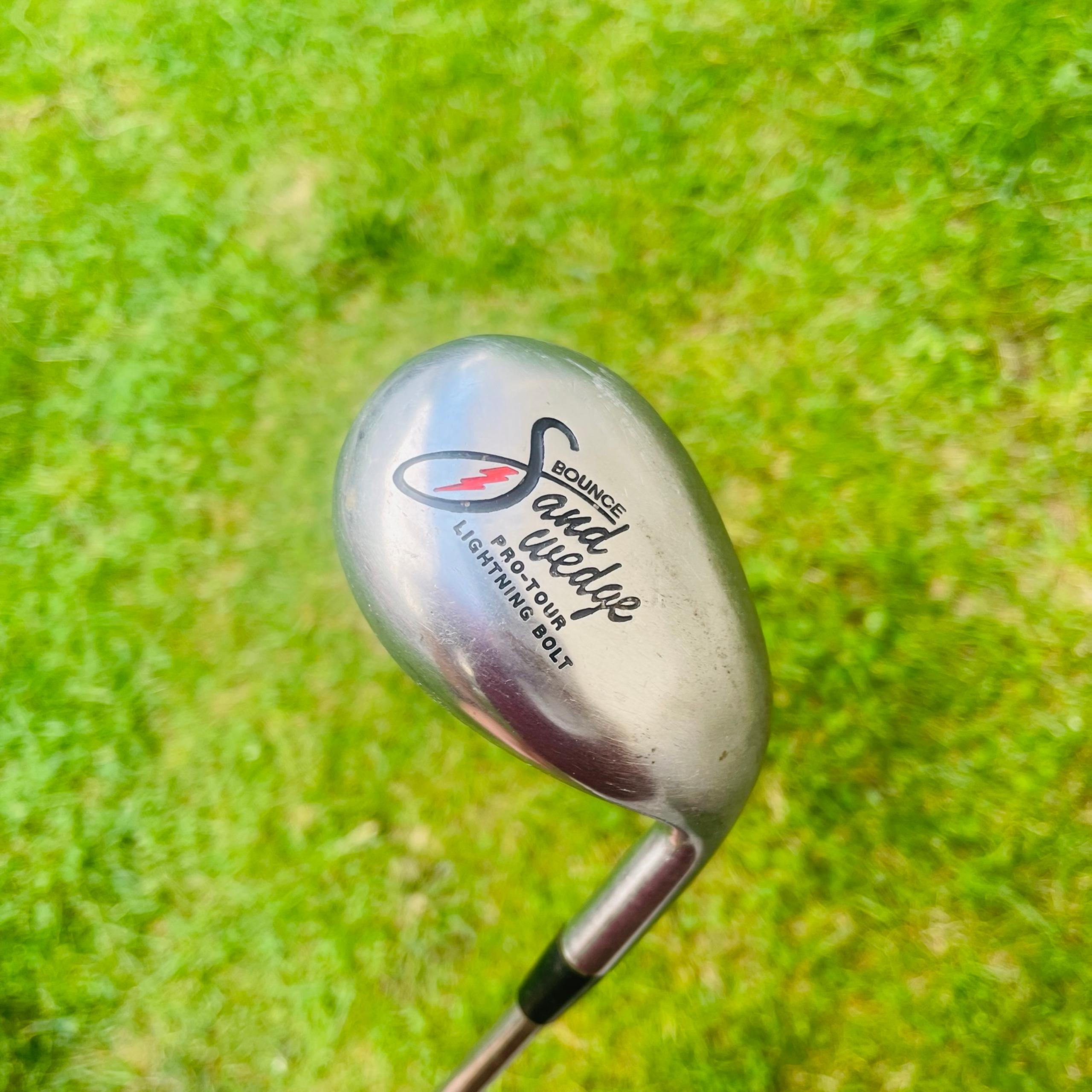 Bounce Sand Wedge Pro Tour Lightning Bolt Golf Club Men’s RH Regular Flex Steel