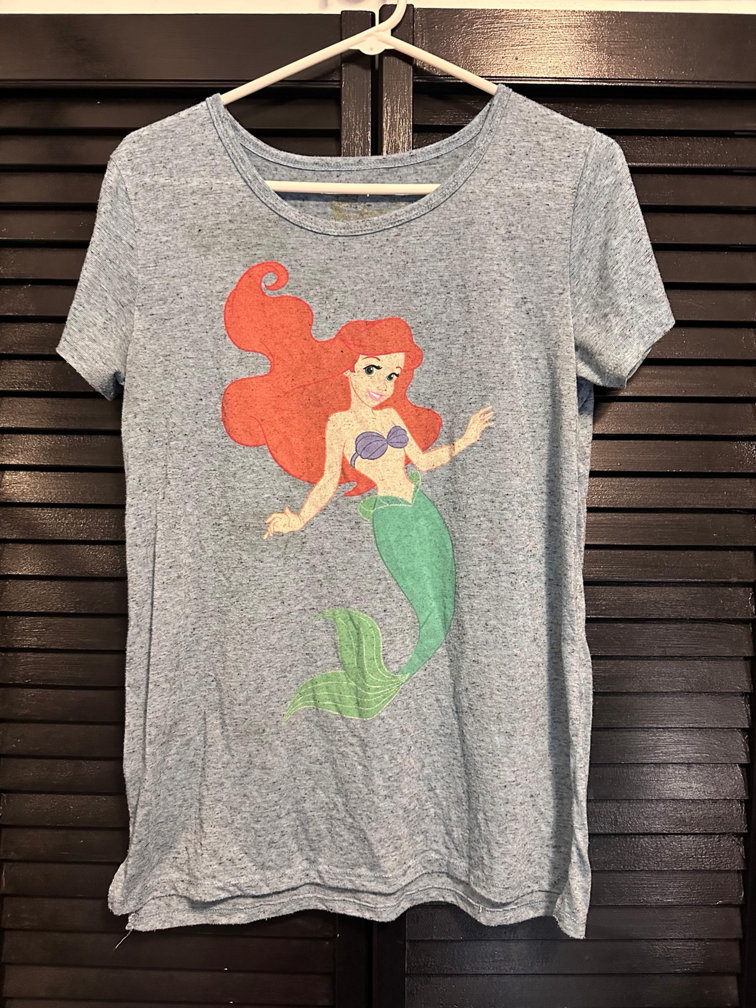 Juniors Disney The Little Mermaid Ariel Distressed Tee Shirt - L