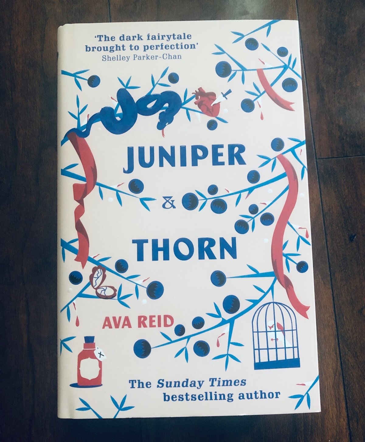 Fairyloot Exclusive Signed First Edition Juniper and Thorn by Ava Reid