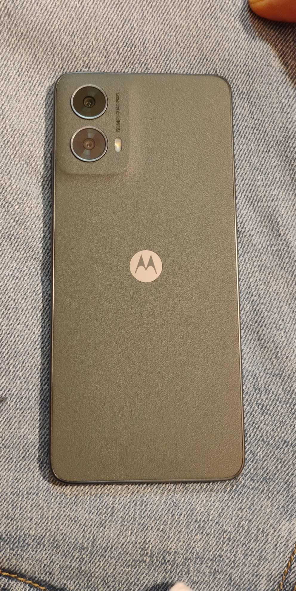 Straight Talk MOTOROLA 2024 MOTO G 5G BRAND NEW!! 8GIG RAM 128 gb storage