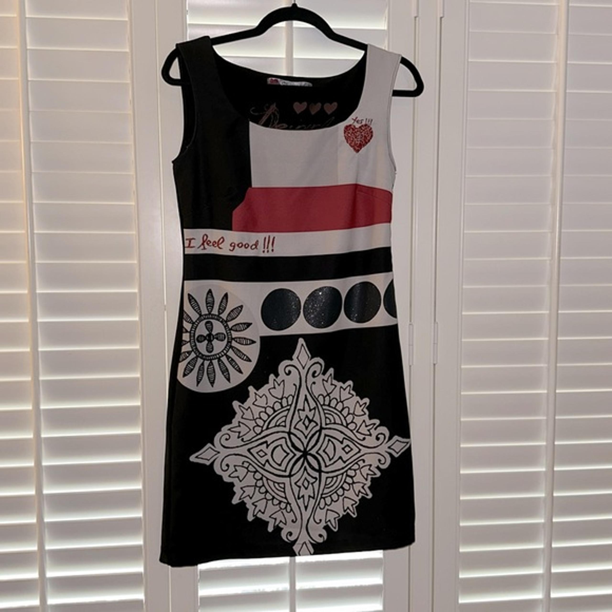 Desigual Designer I Feel Good Black, Red, White Patterned sheath Dress S