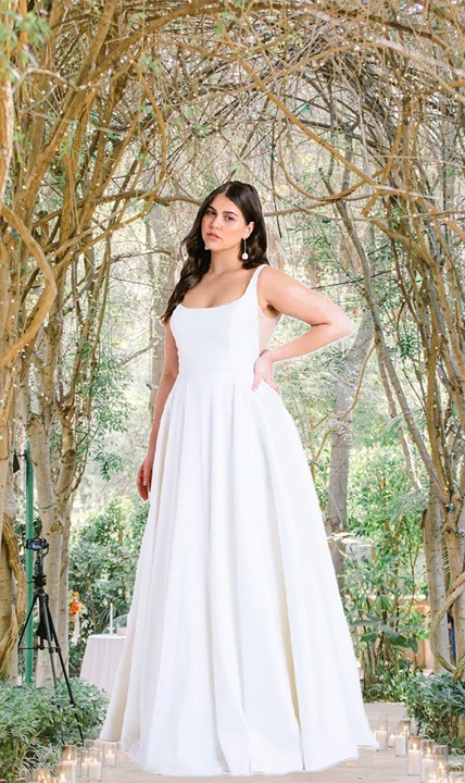 Jenny Yoo 'Lawrence' wedding dress size 16 Style: 2921B