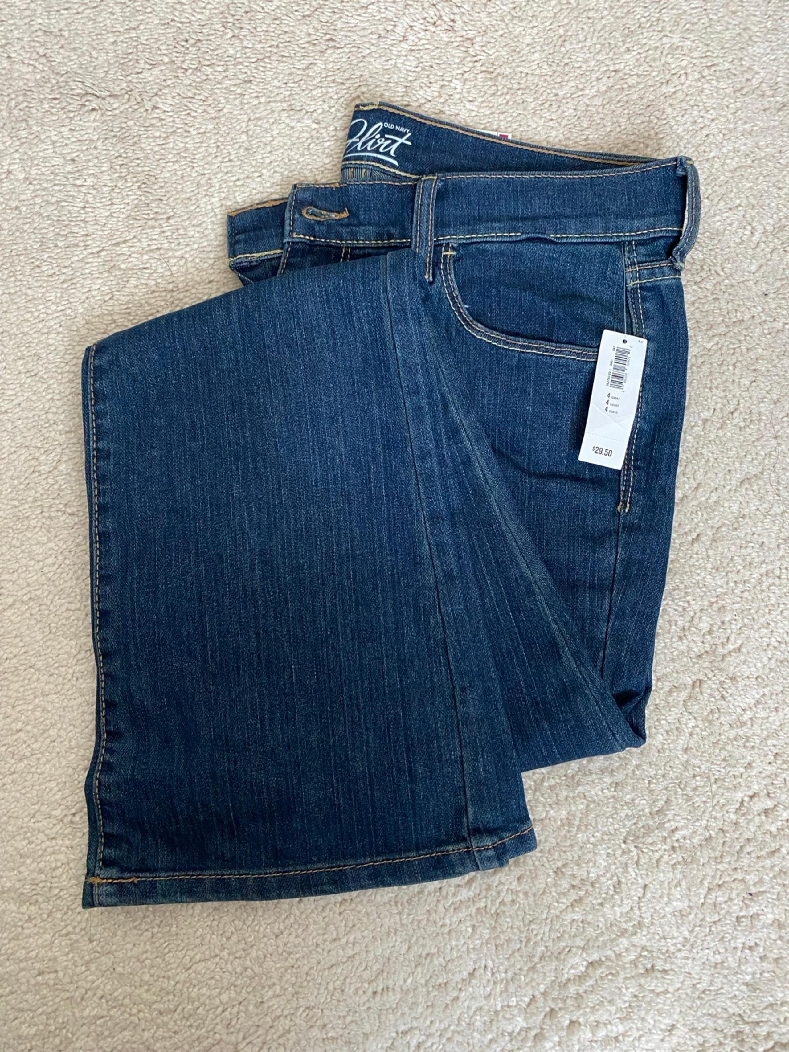 Old Navy The Flirt Bootcut Mid Rise Stretch Size 4 Short Jeans Indigo Wash