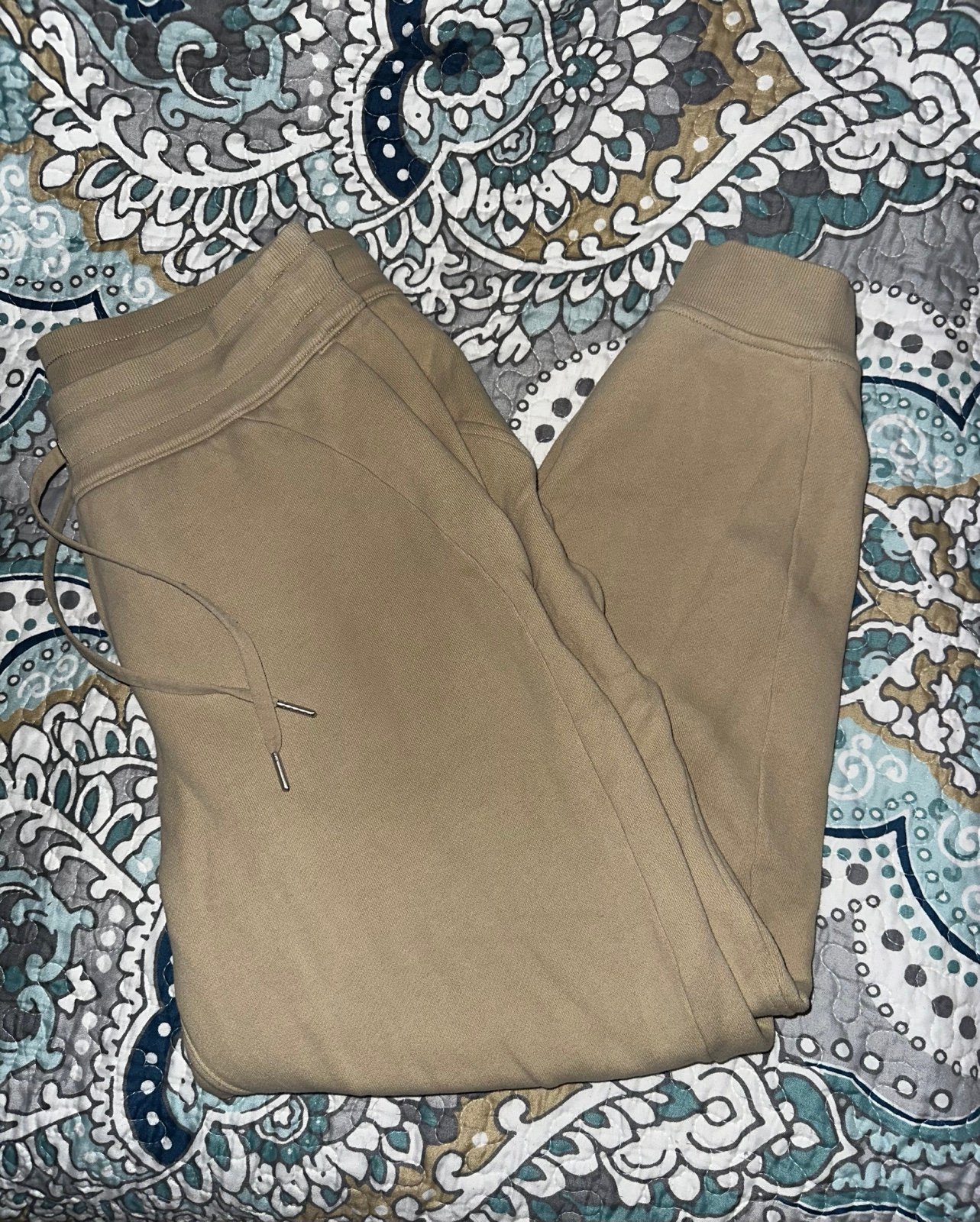 Lululemon scuba joggers
