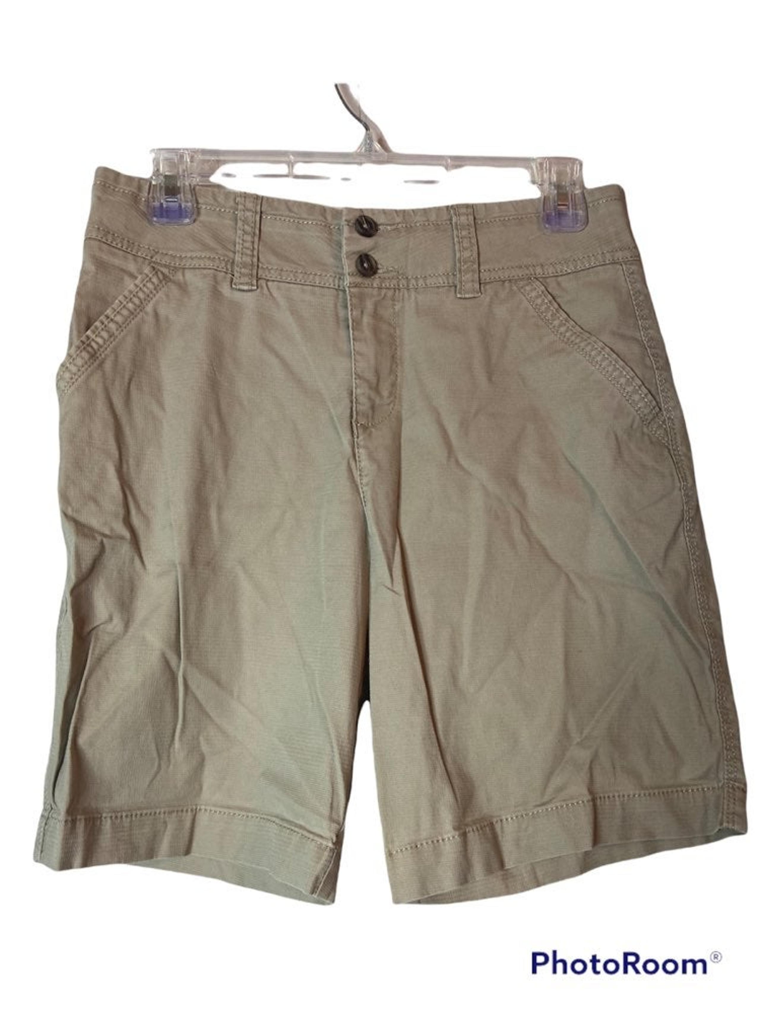 Sonoma chino khaki tan ladies Shorts size 4