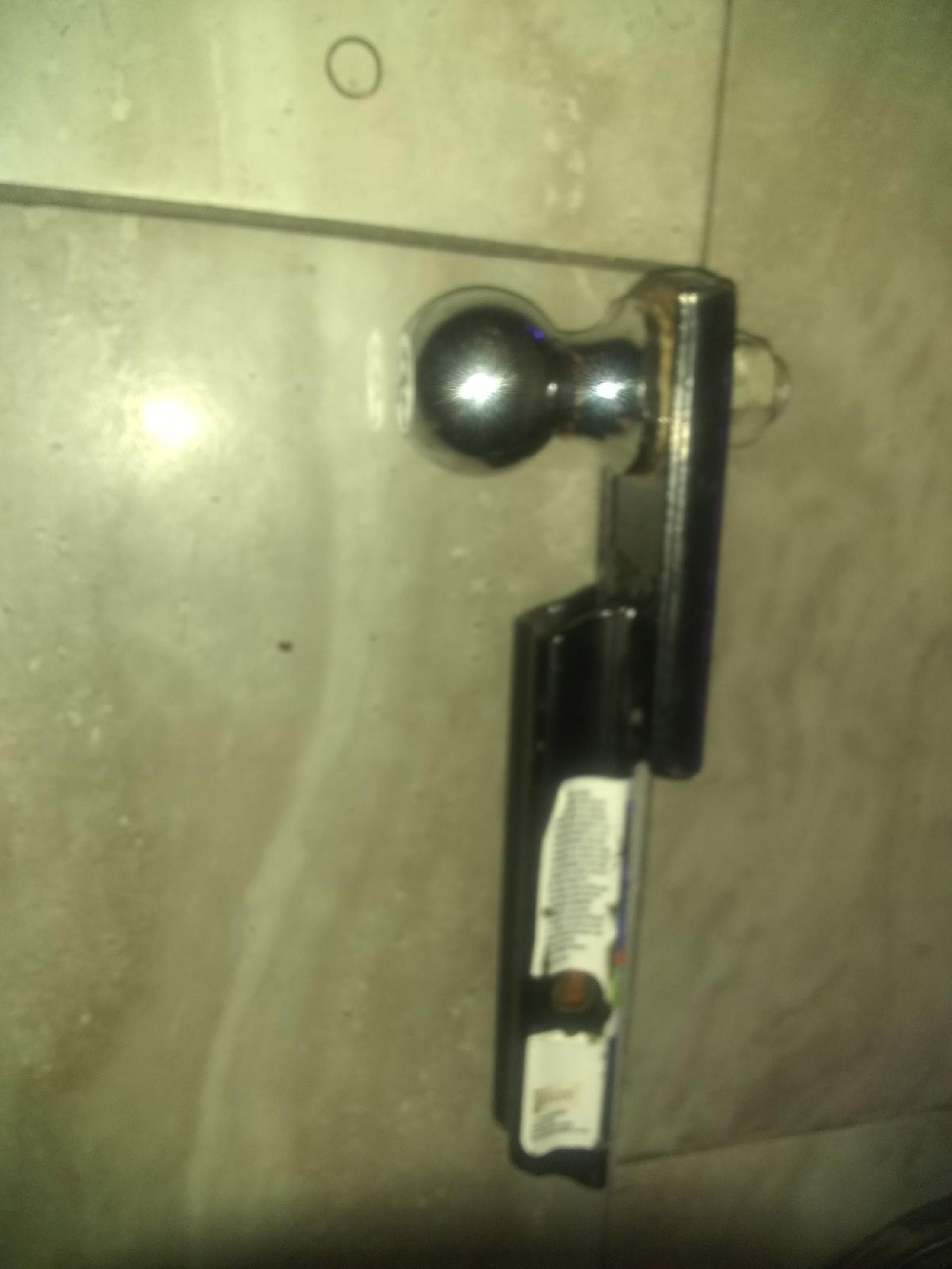 A tows mart ball mount one quarter inch
