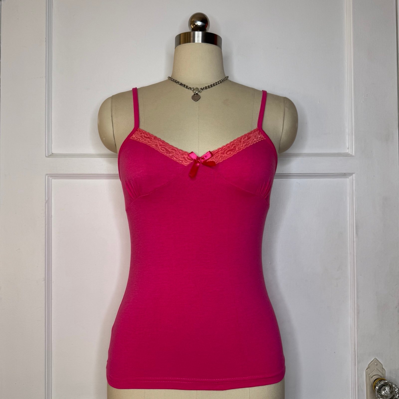 Liz Lisa hot pink cami