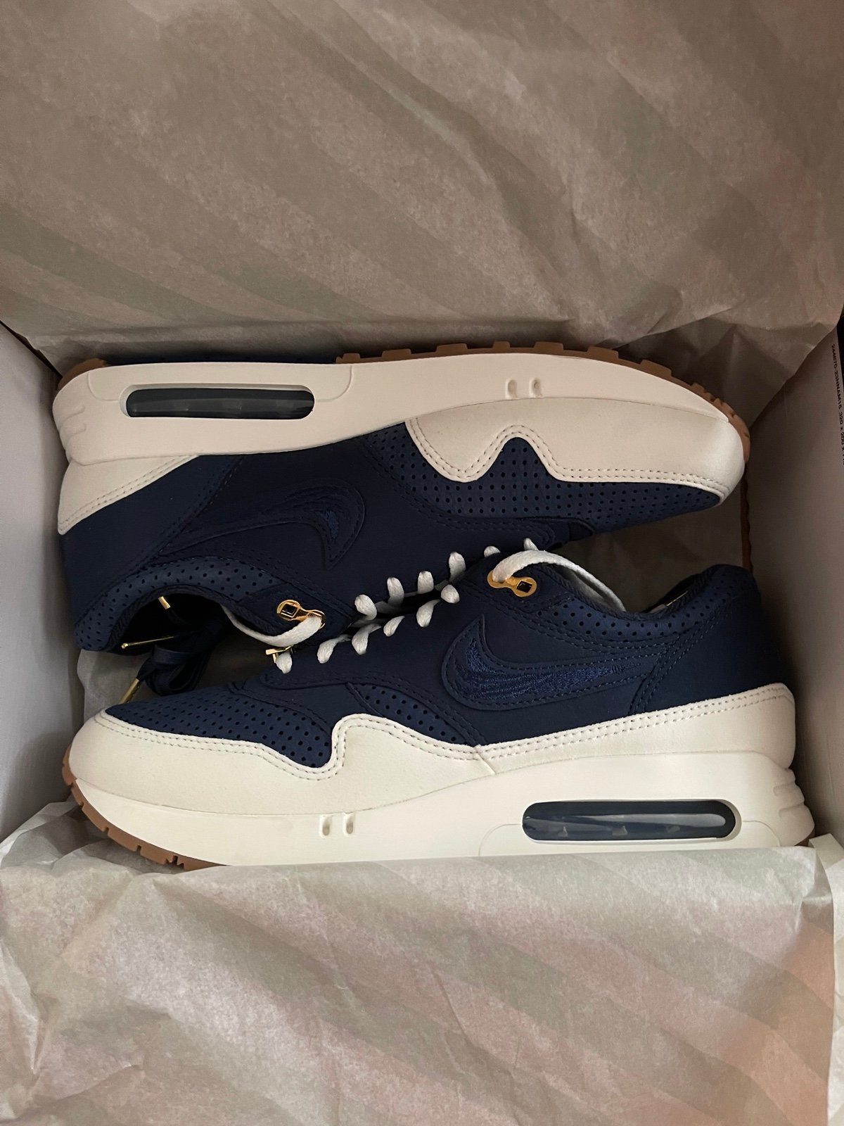 Size 10-Nike Air Max 1 '86 OG Big Bubble - Jackie Robinson