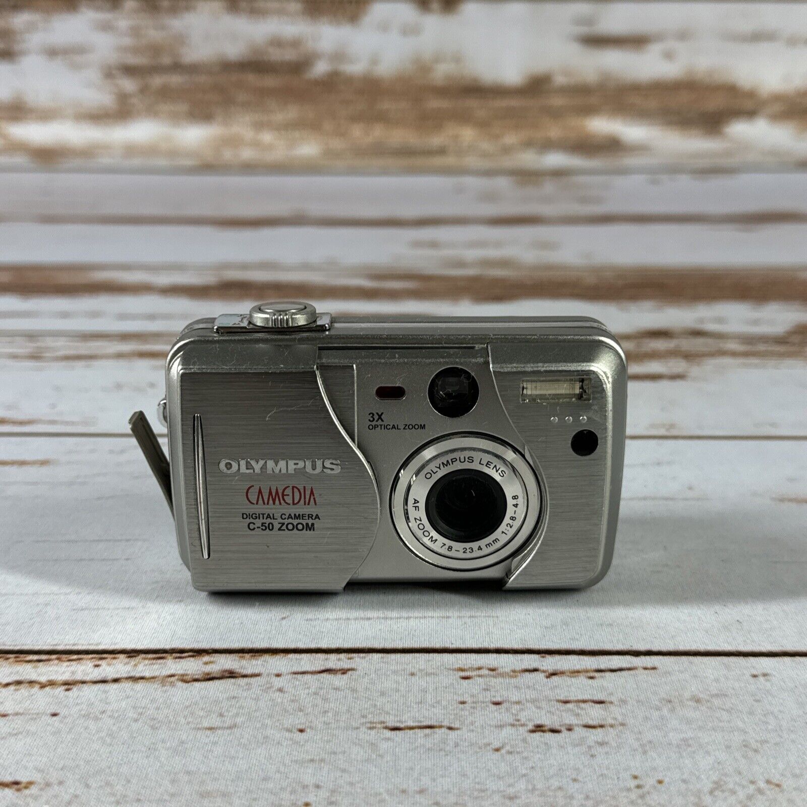 Olympus CAMEDIA C-50 Zoom 5.0MP Digital Camera - Silver Works