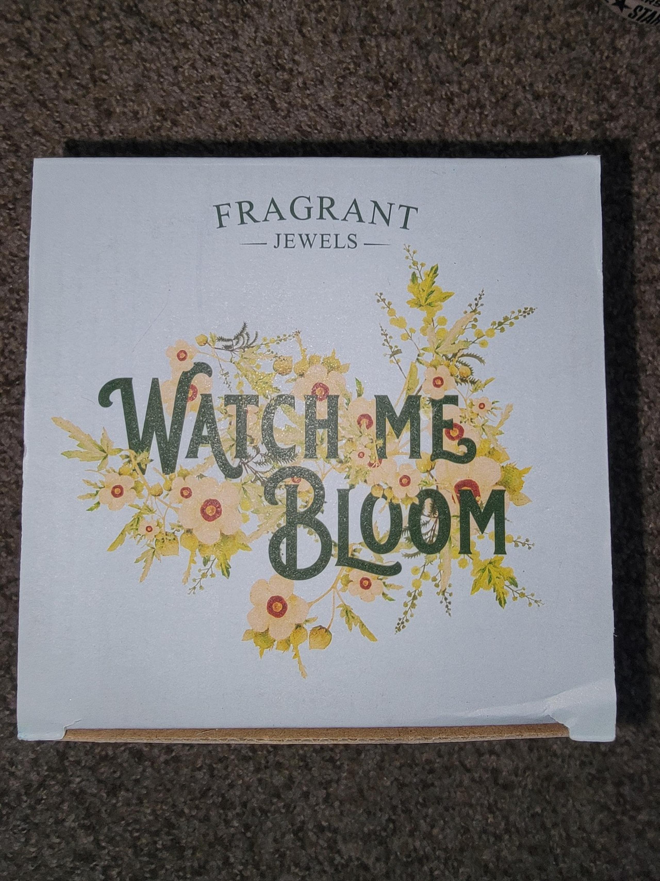 Watch Me Bloom Candle