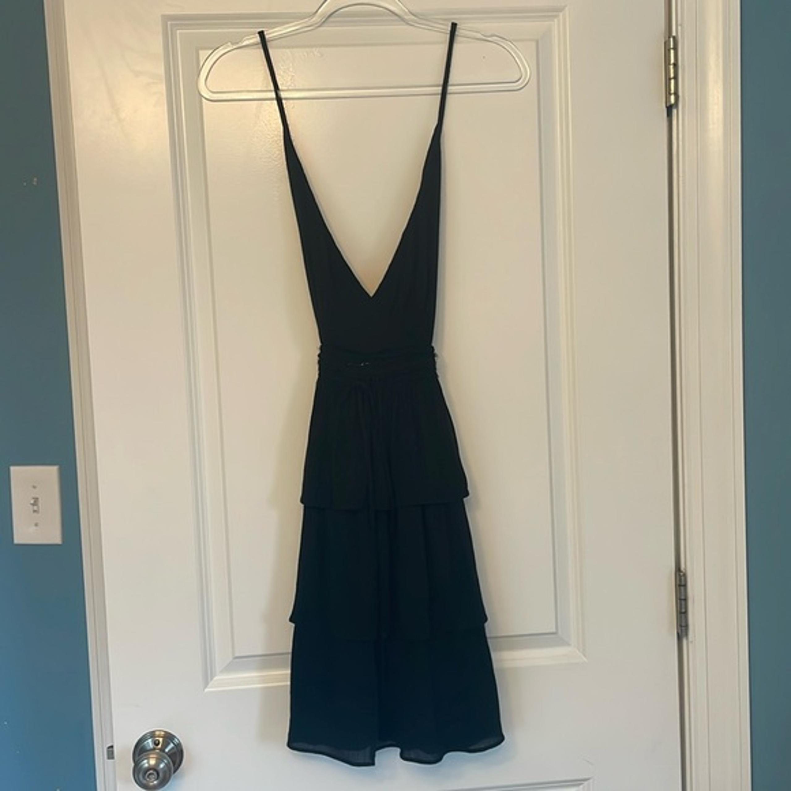 NWT Mustard Seed Halter Neck Smocked Tiered Ruffle Black Dress Size L Casual