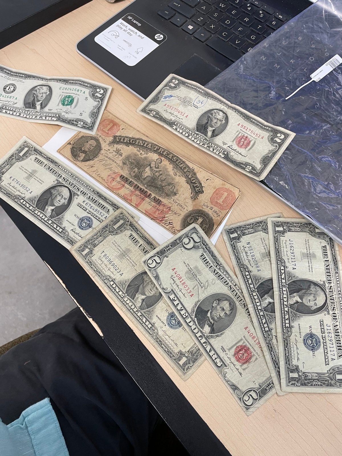 Vintage bills notes rare collection