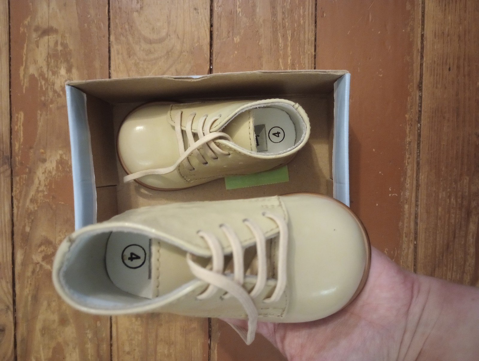 Josmo walking shoe