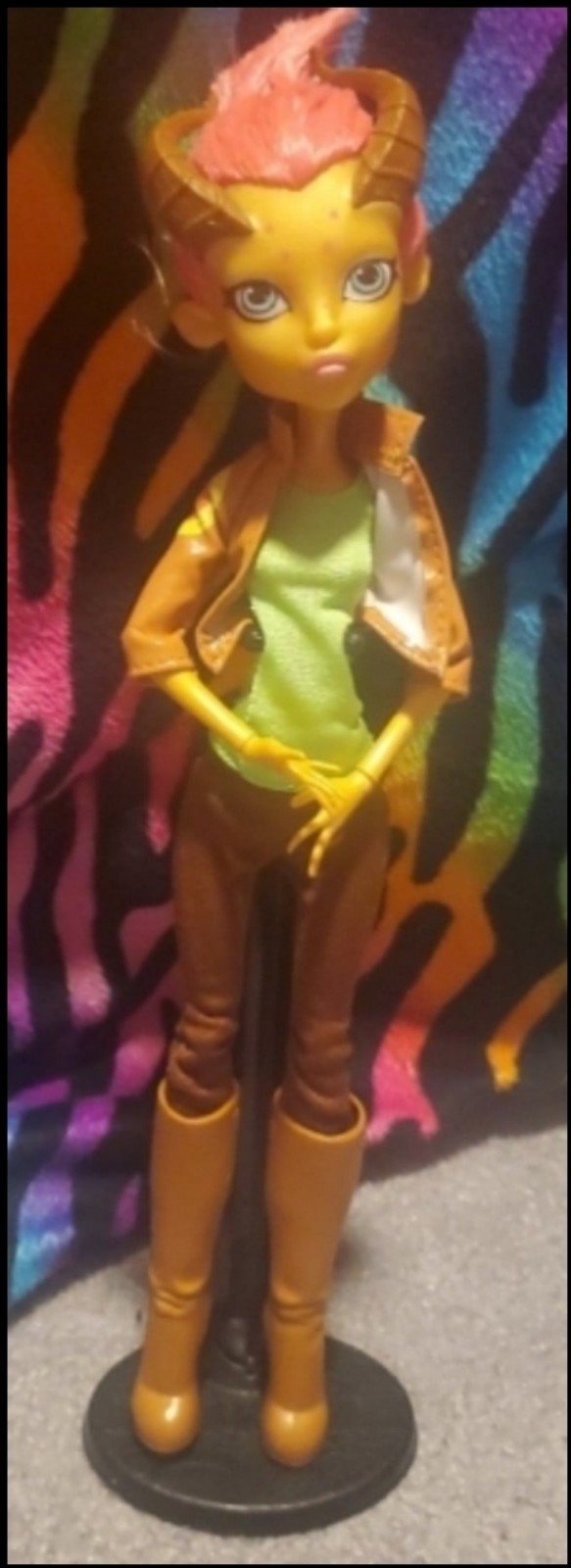 Monster High Gilda Goldstag