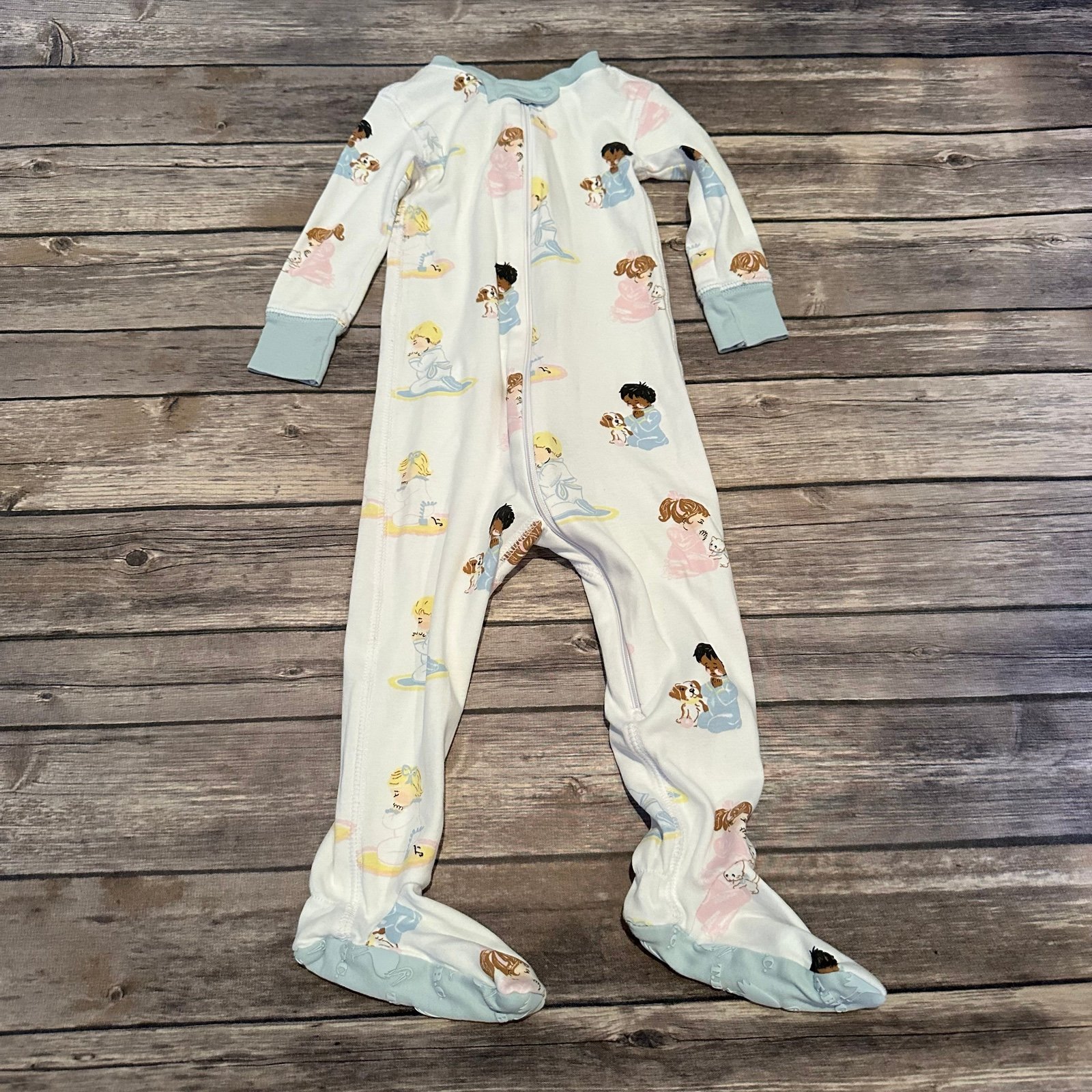 Beaufort bonnet company praying baby sleeper