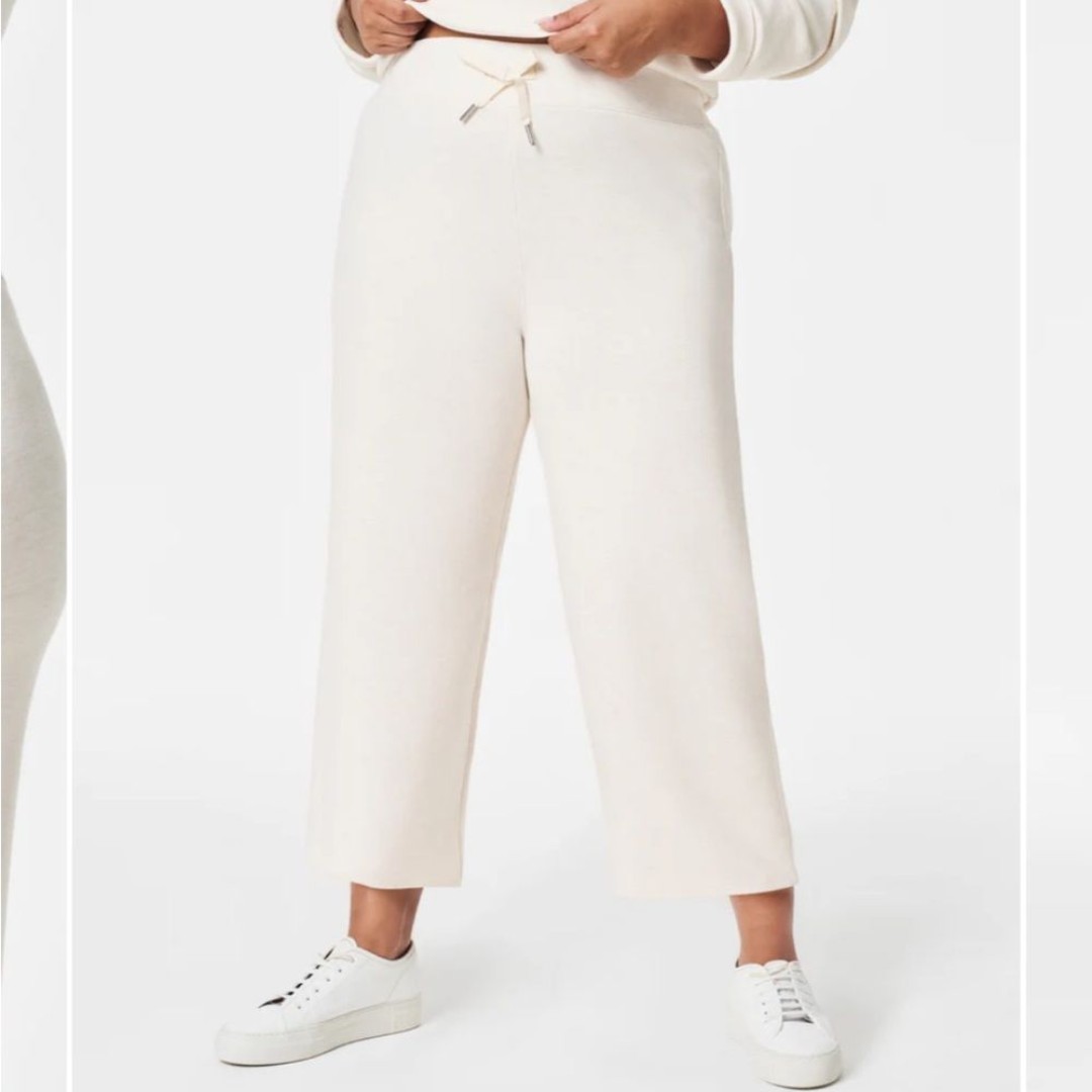 New Spanx AirEssentials Cropped Wide Leg Pants in Oatmeal Heather